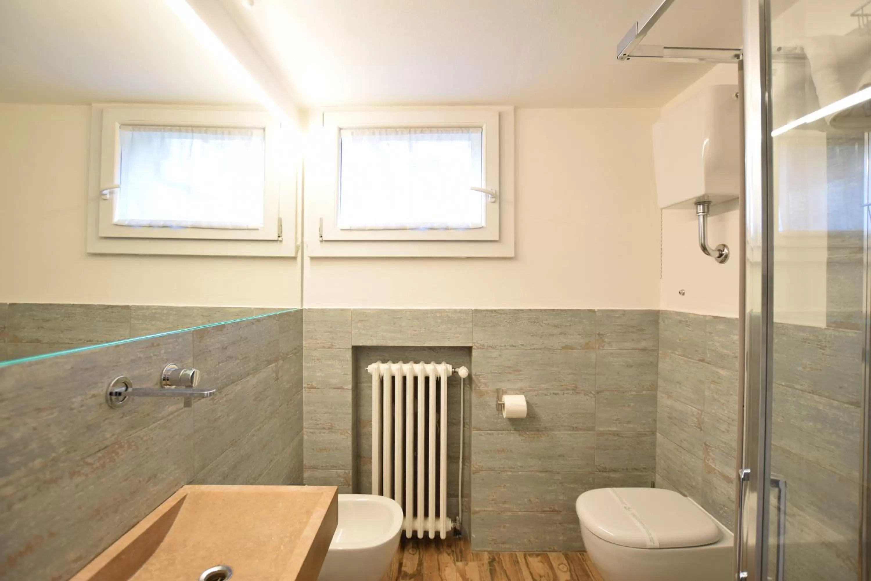 Bathroom in Isola Memmia