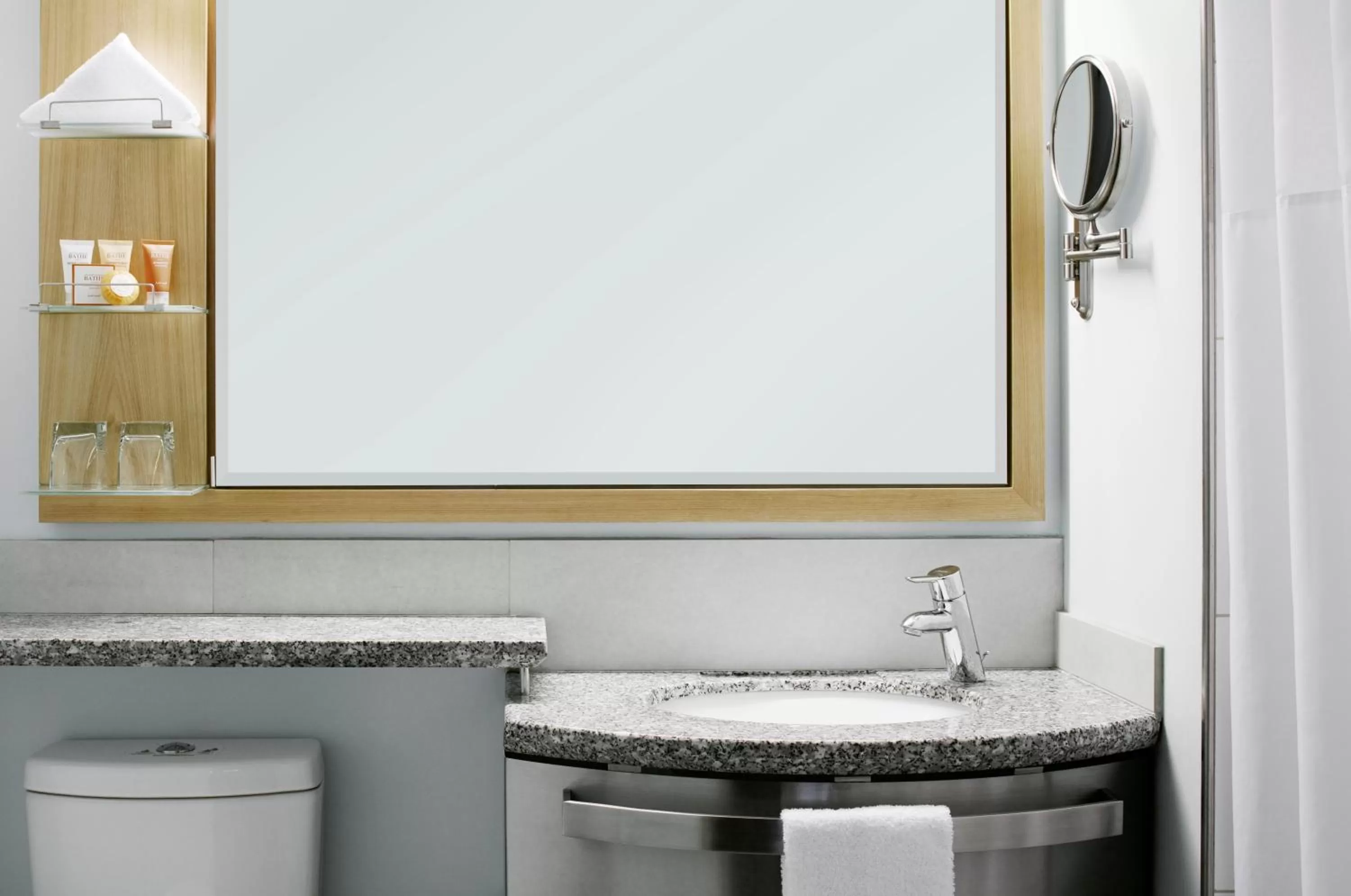 Bathroom in World Center Hotel