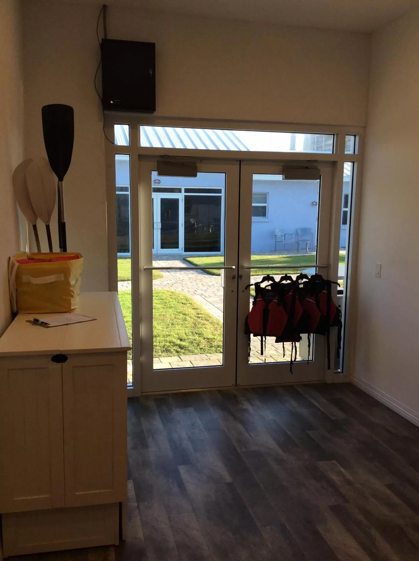 Area and facilities in Lost Inn Paradise