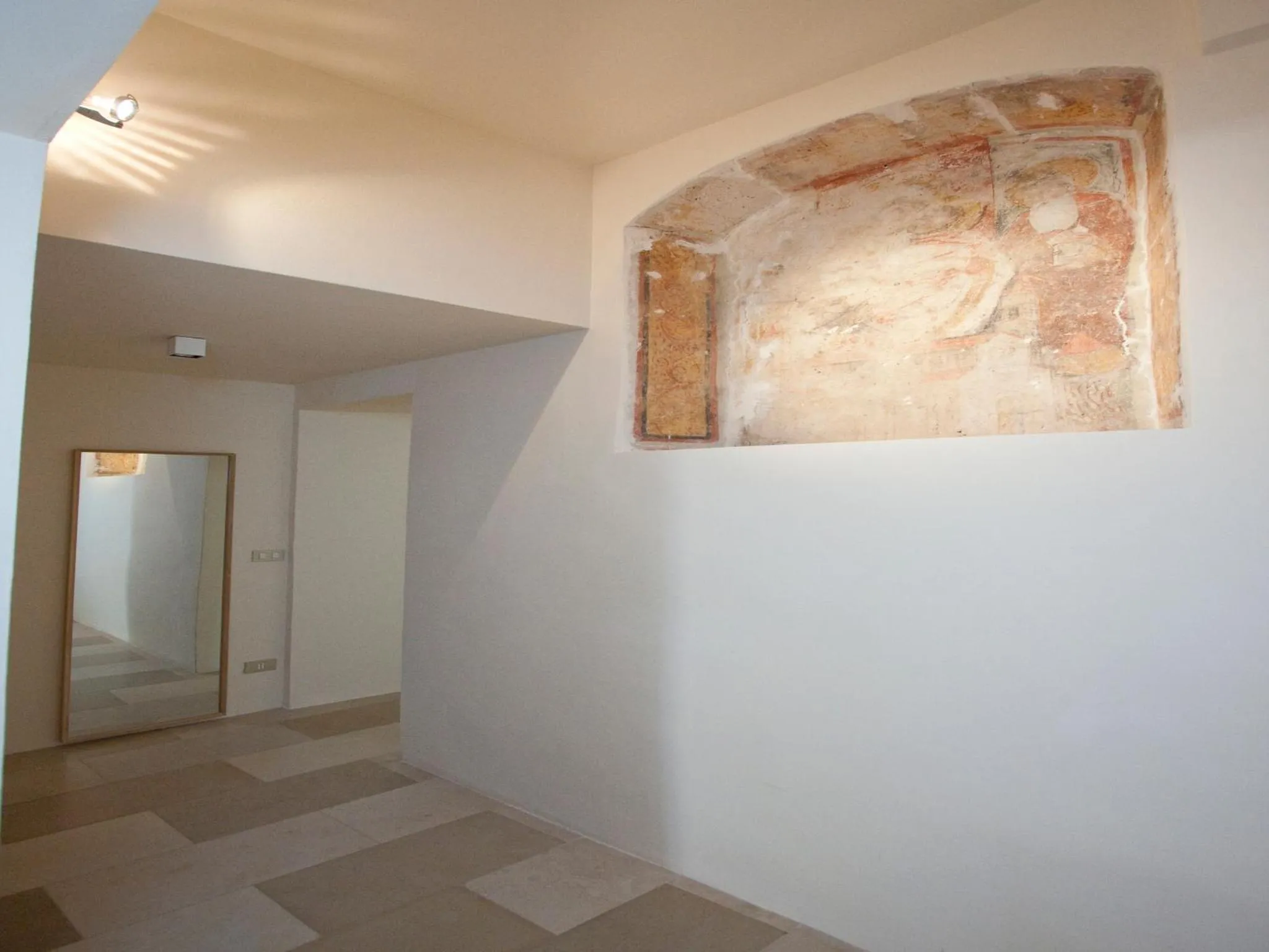 Decorative detail in La Sommità Relais & Chateaux