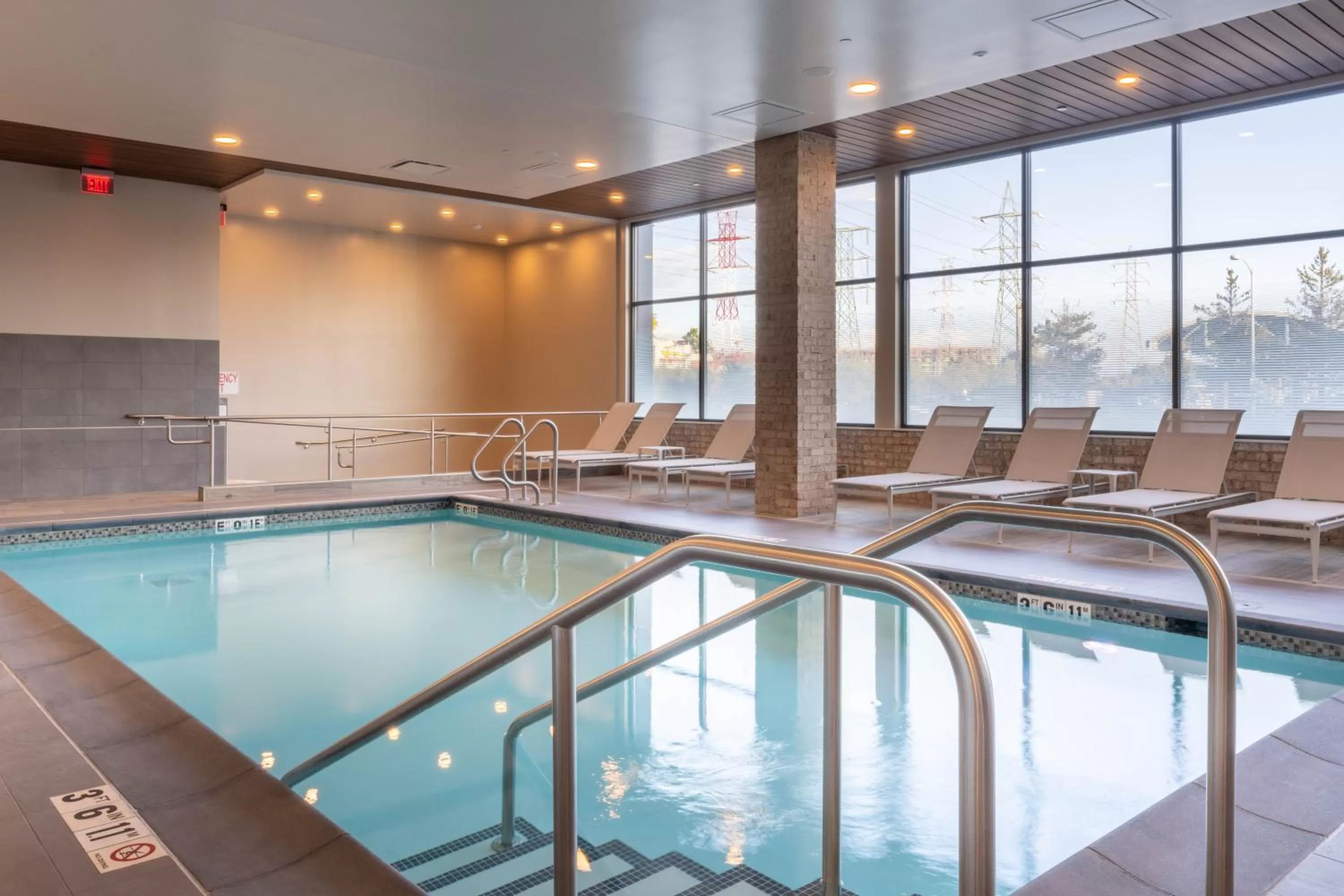Swimming pool in Residence Inn by Marriott San Francisco Airport Millbrae Station