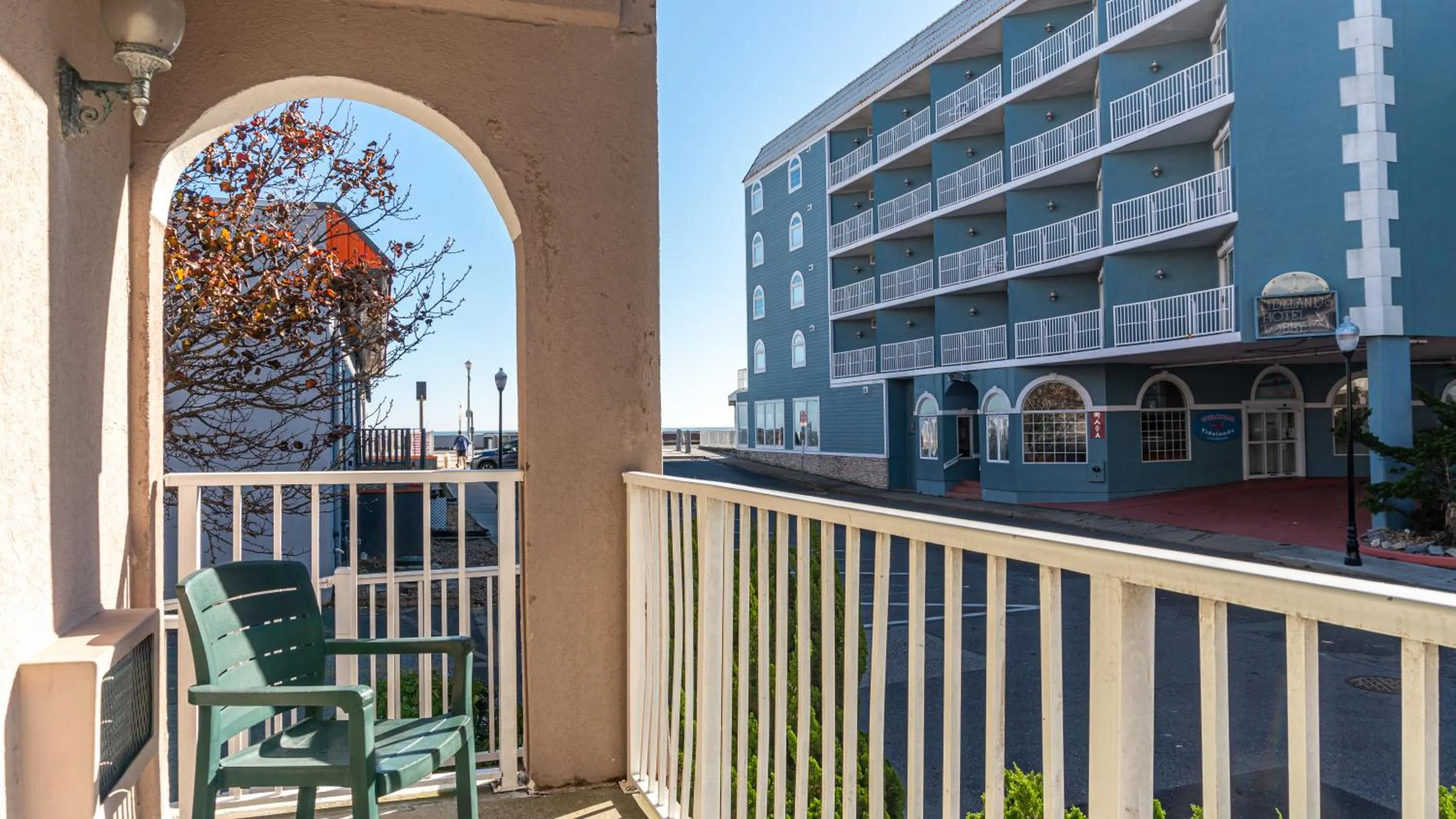 Balcony/Terrace in Comfort Inn Ocean City Boardwalk