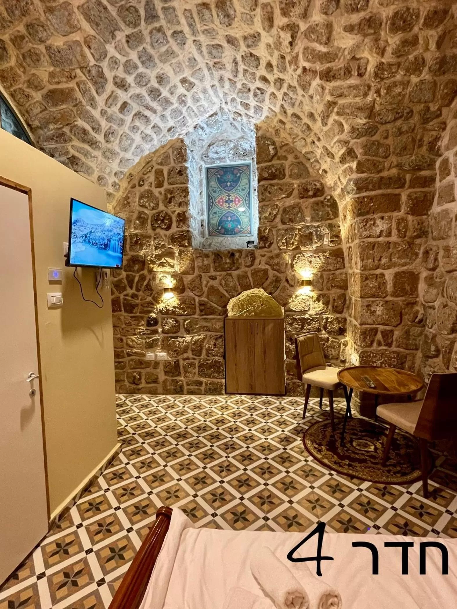 TV/Entertainment Center in Hebi house