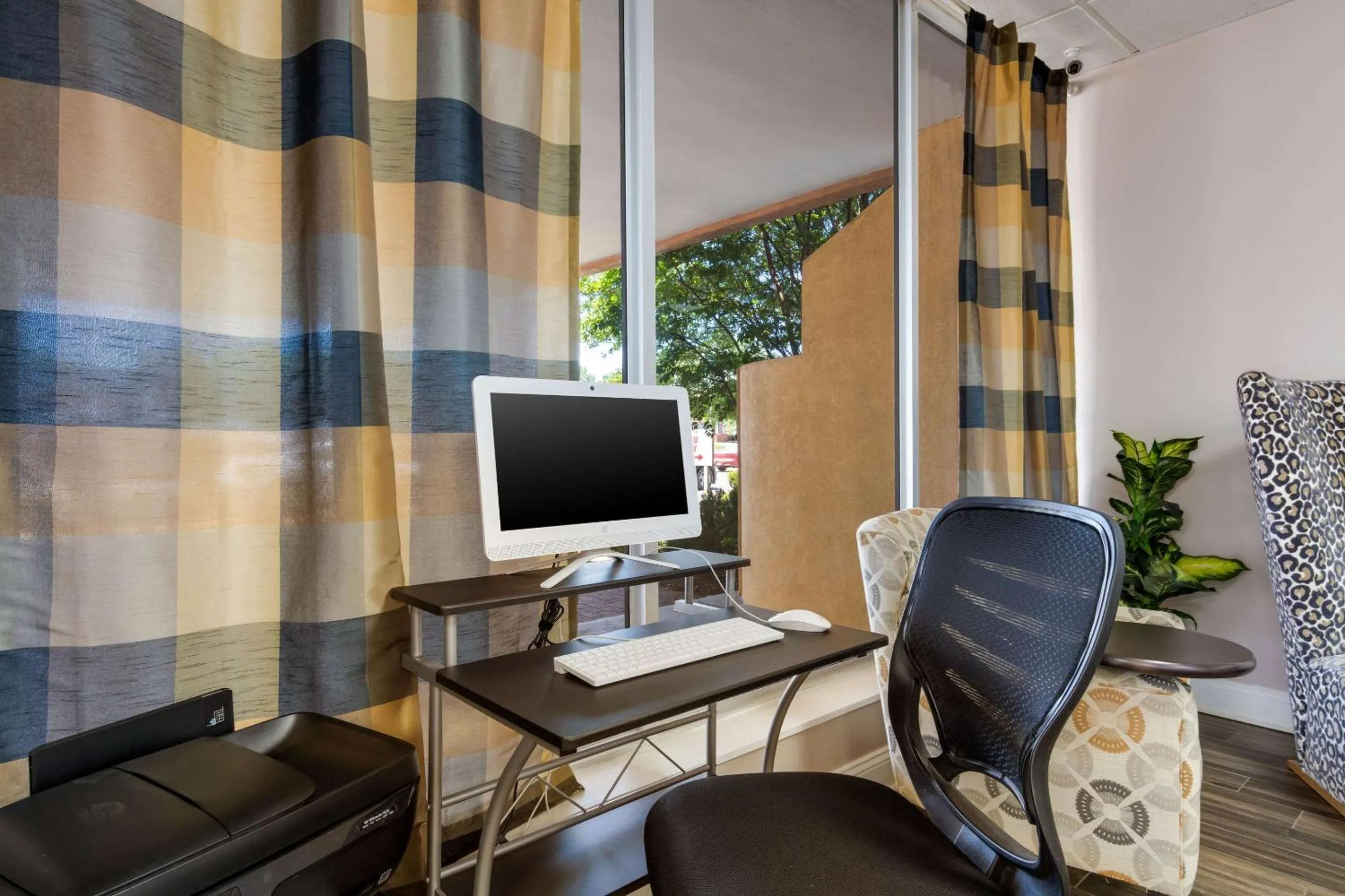 On site in Quality Inn Starkville near University