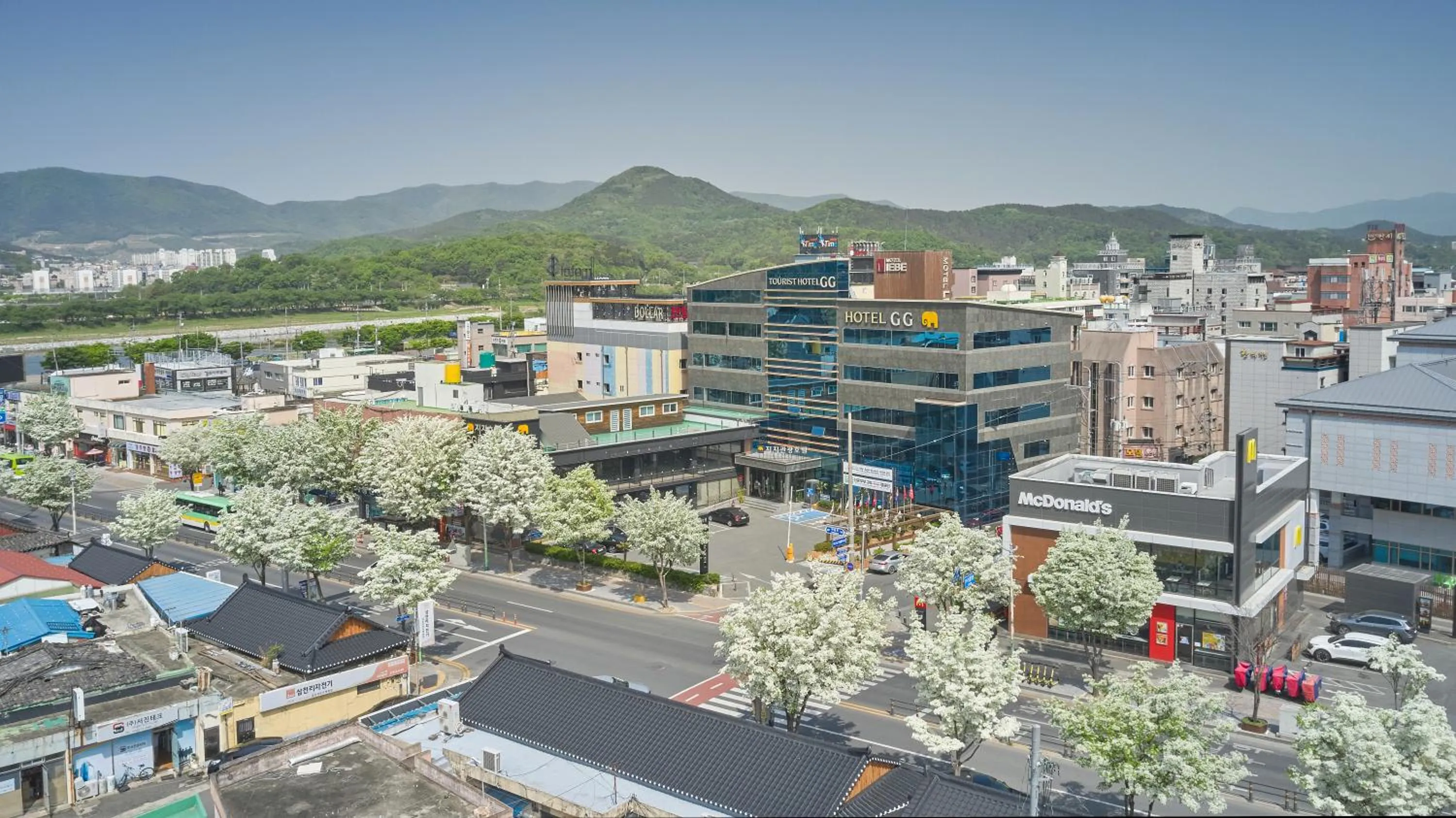 Property building in Gyeongju GG Tourist Hotel
