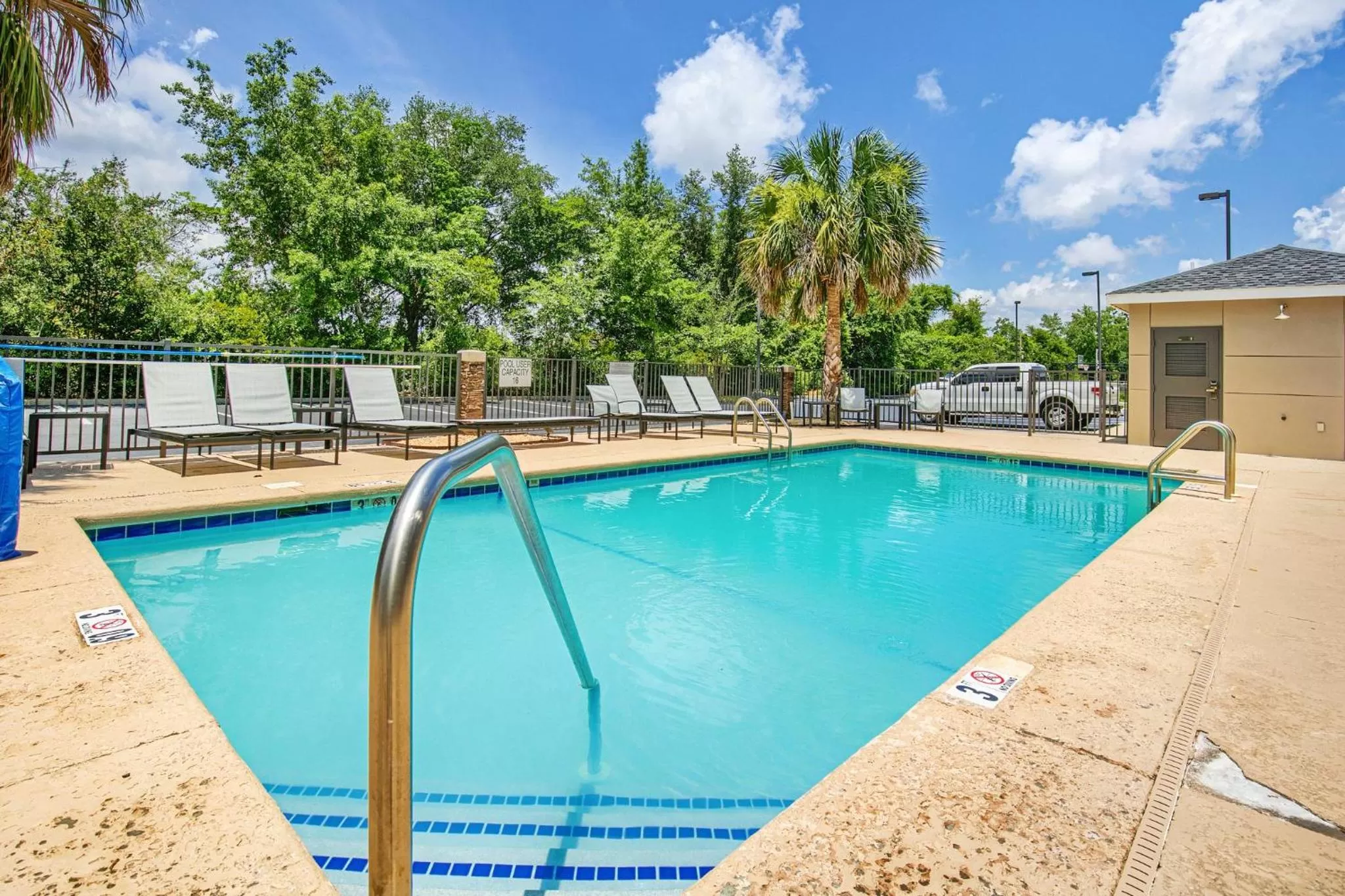 Swimming pool in Staybridge Suites Gulf Shores by IHG