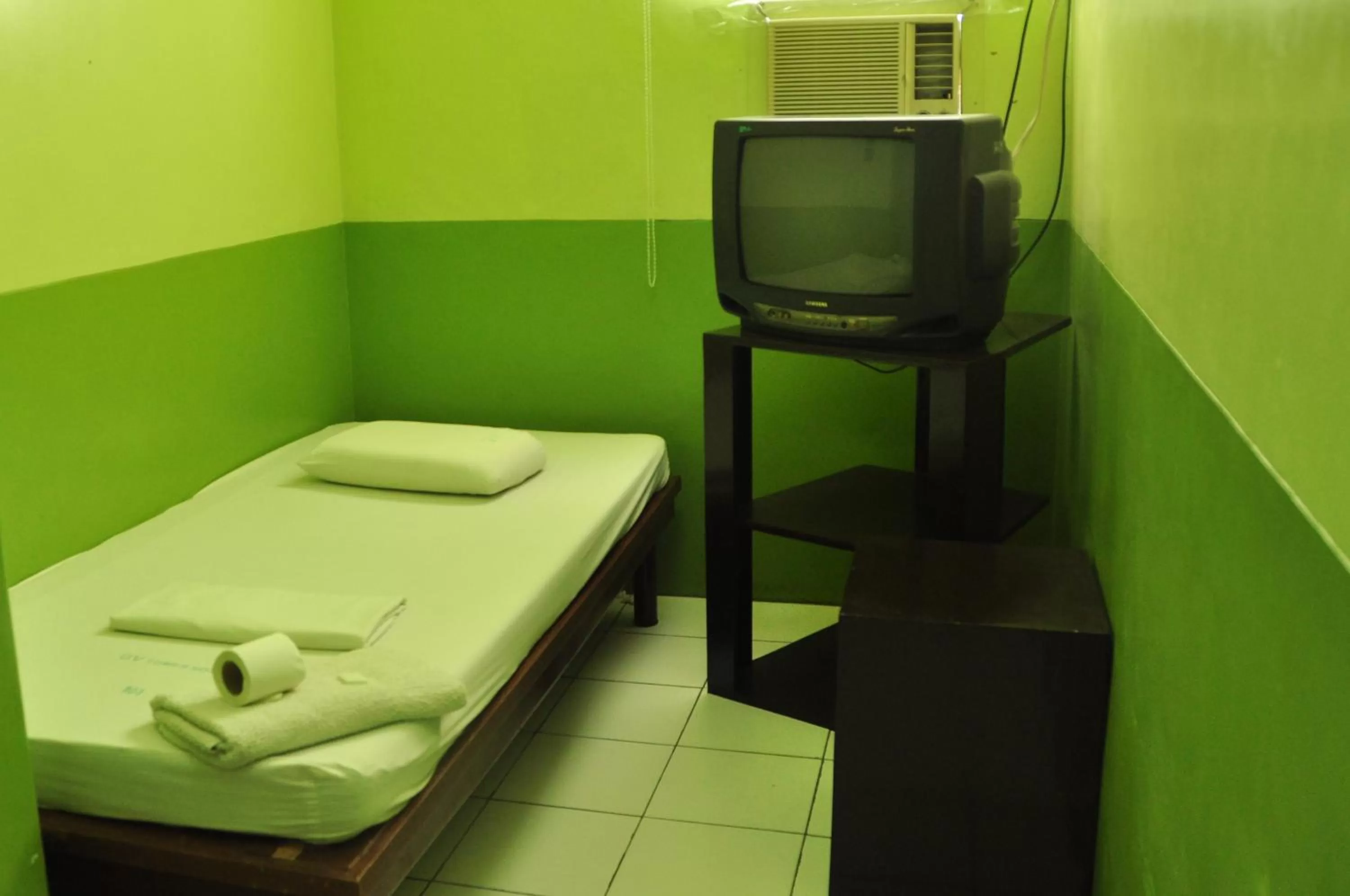 Bed in GV Hotel - Lapu-Lapu City