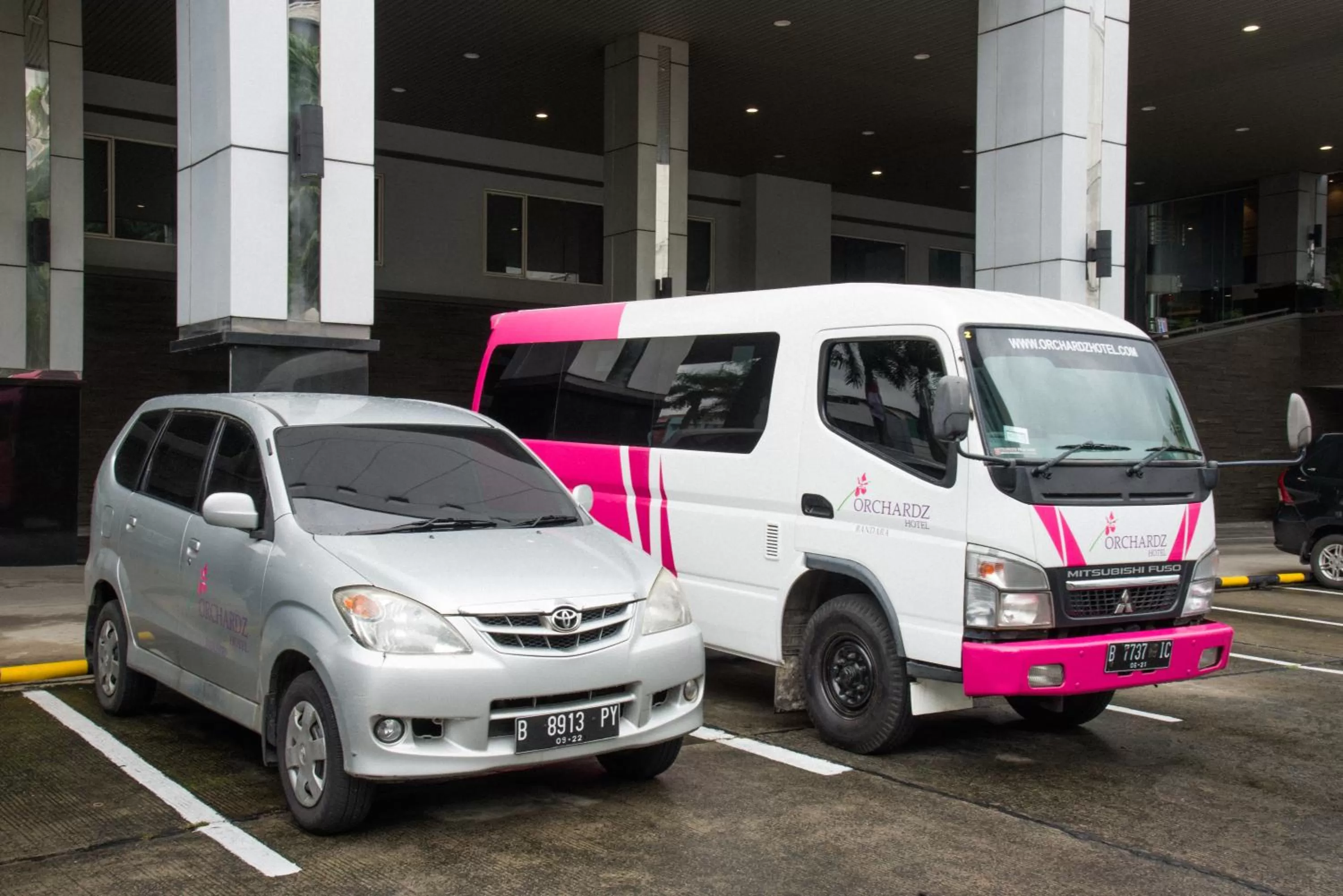 Business facilities in Orchardz Hotel Industri Jakarta Kemayoran