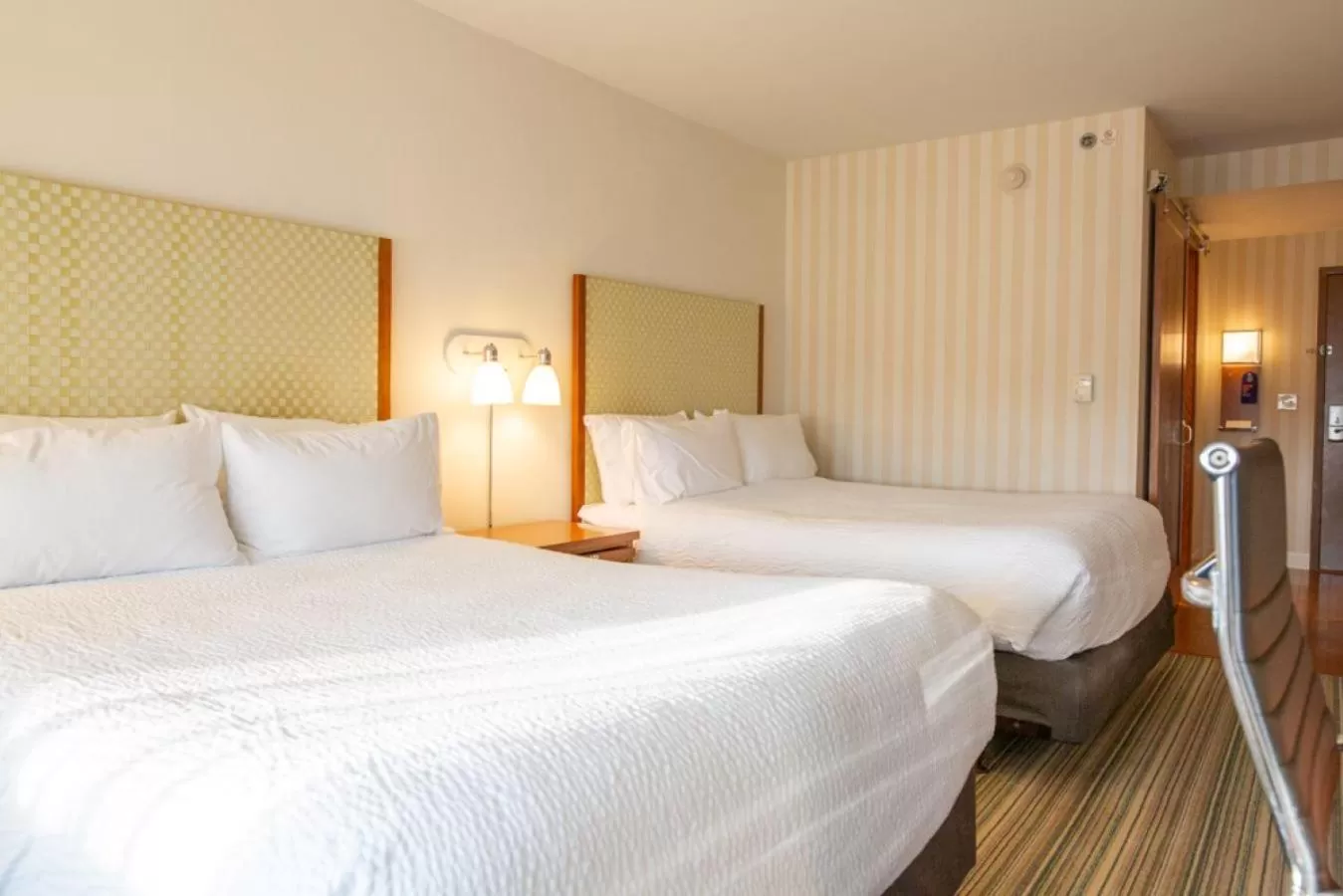 Bedroom, Bed in Holiday Inn Express Columbus Airport Easton