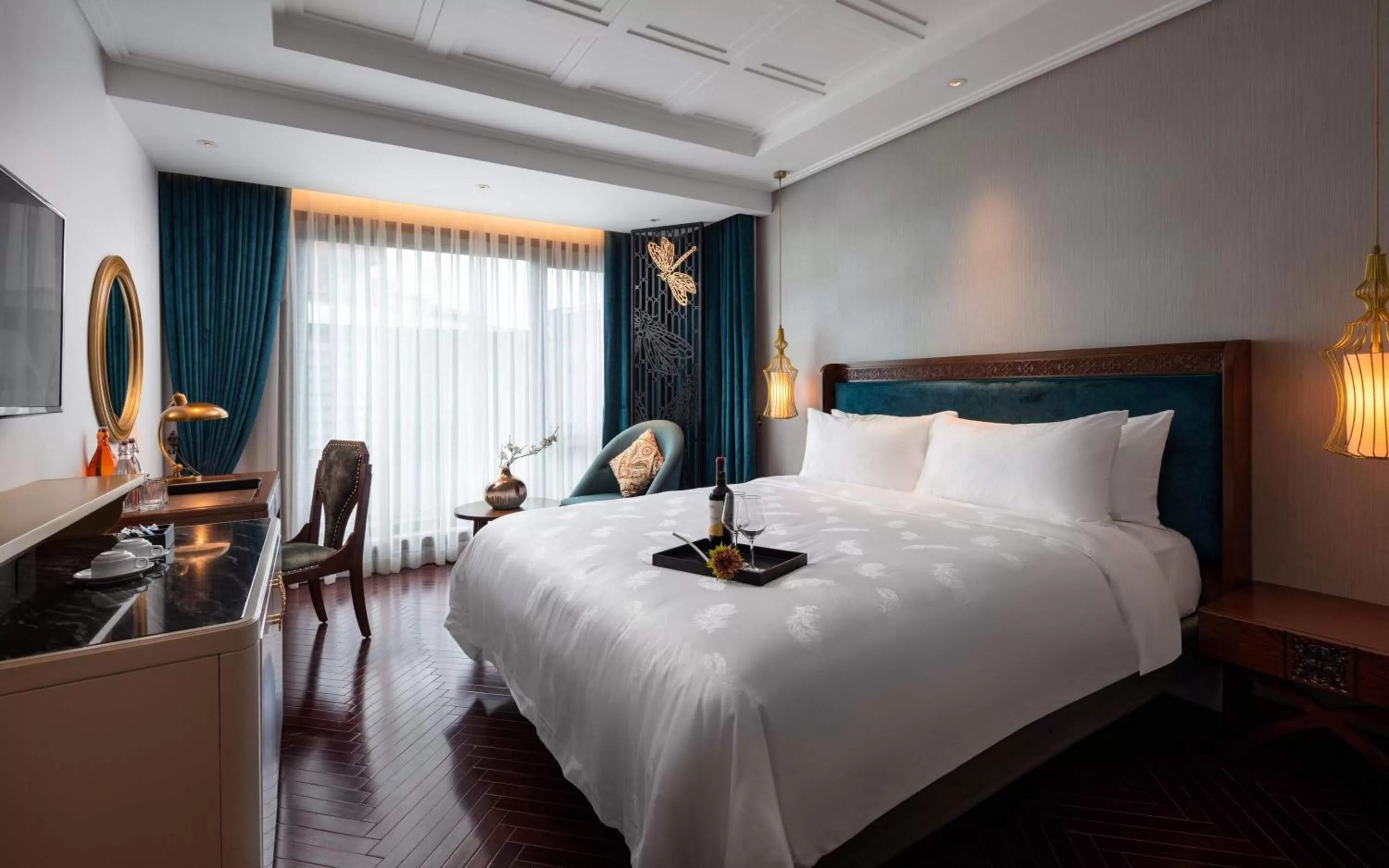 Photo of the whole room, Bed in Peridot Grand Luxury Boutique Hotel