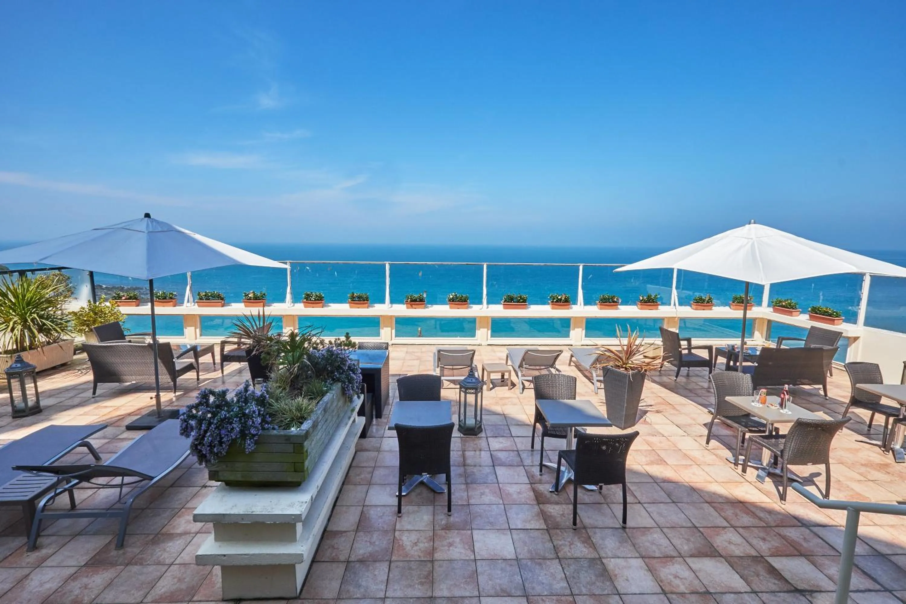 Patio in Mercure Granville Le Grand Large