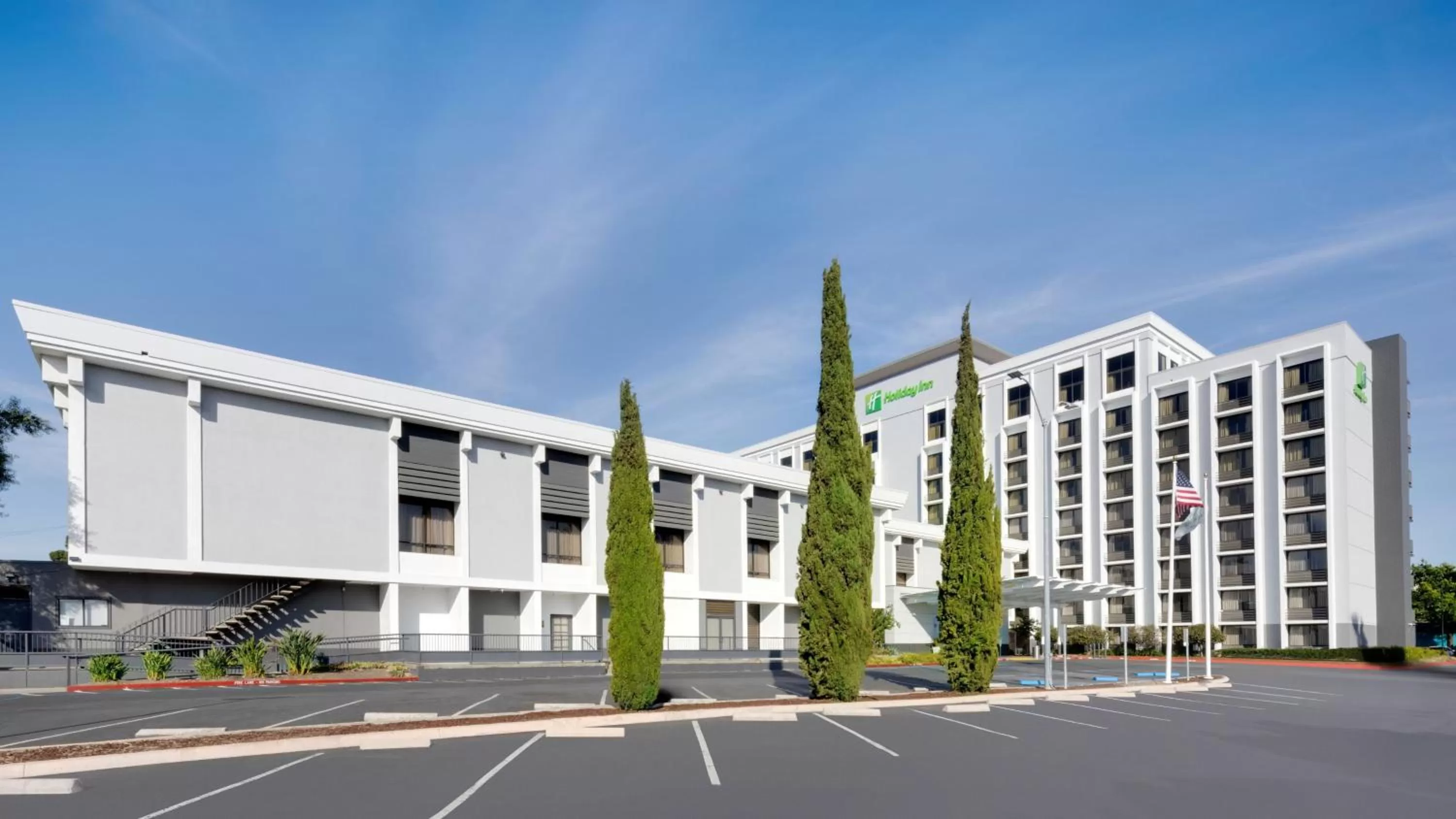 Property building in Holiday Inn San Jose-Silicon Valley by IHG