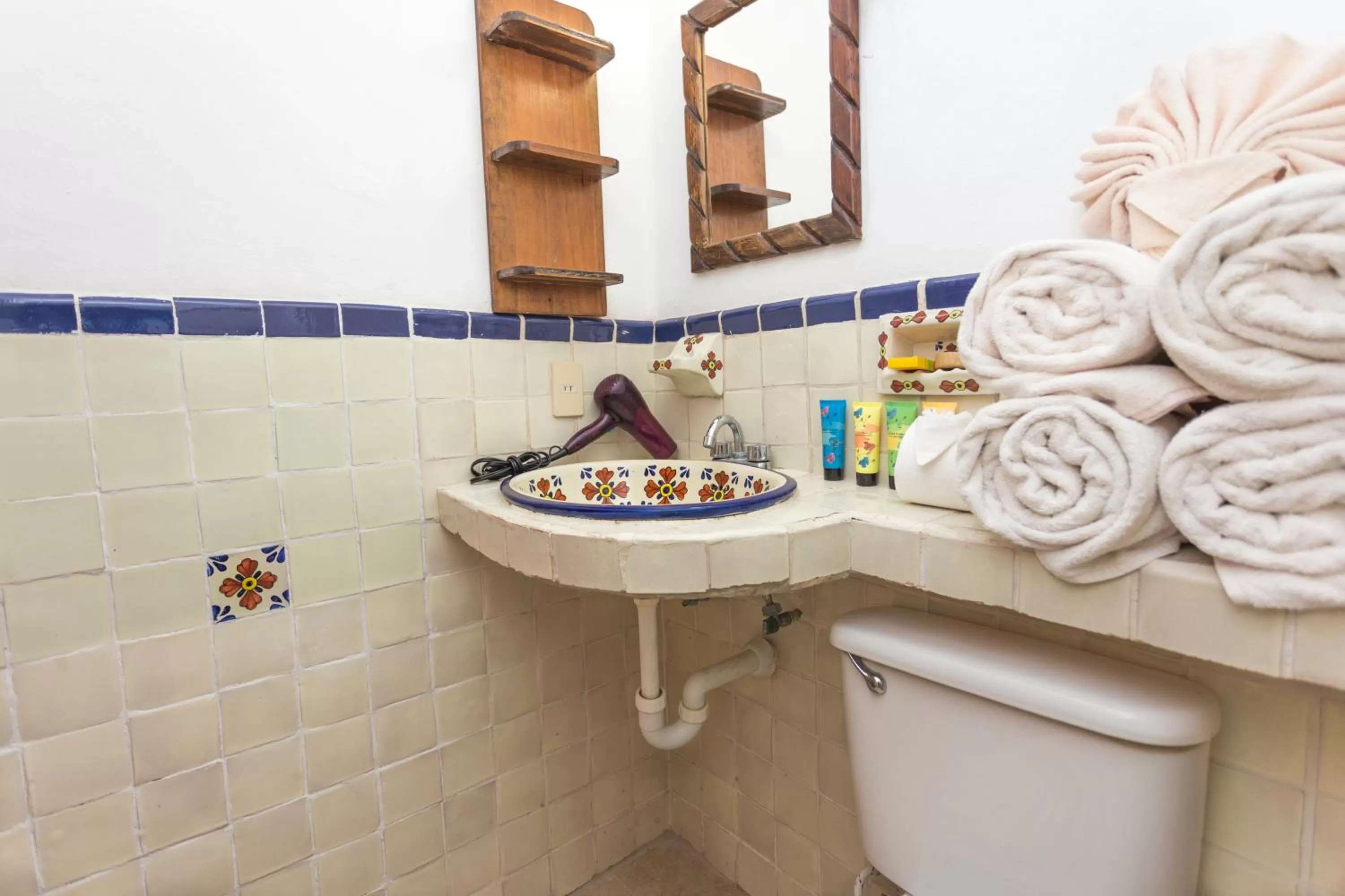 Bathroom in 5ta AVENIDA Alma y Mar APART HOTEL by BFH