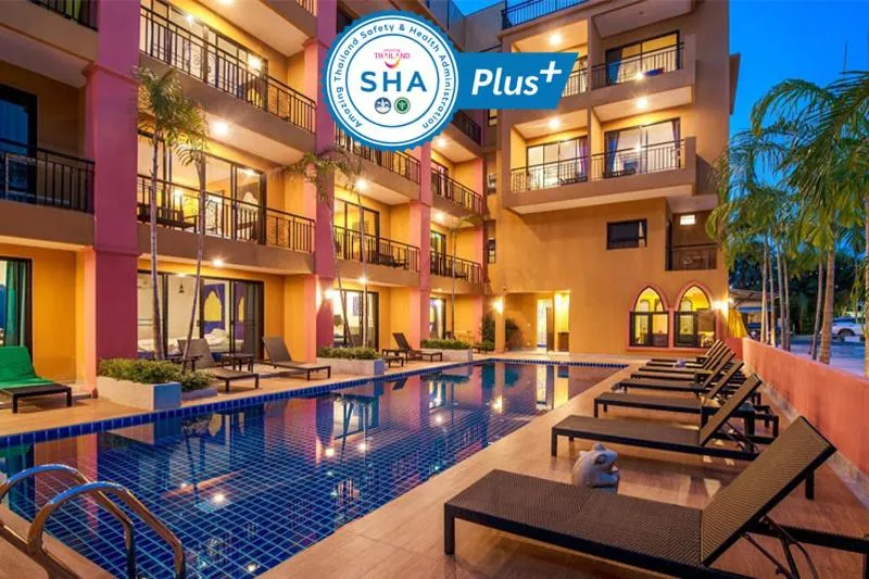 Swimming Pool in Anchanlina Hotel - SHA Plus