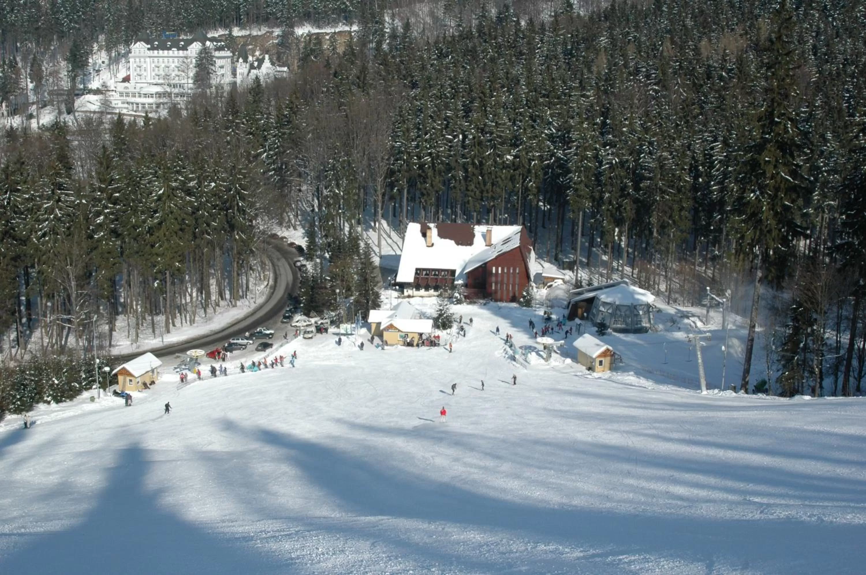 Skiing in Residence Romanza