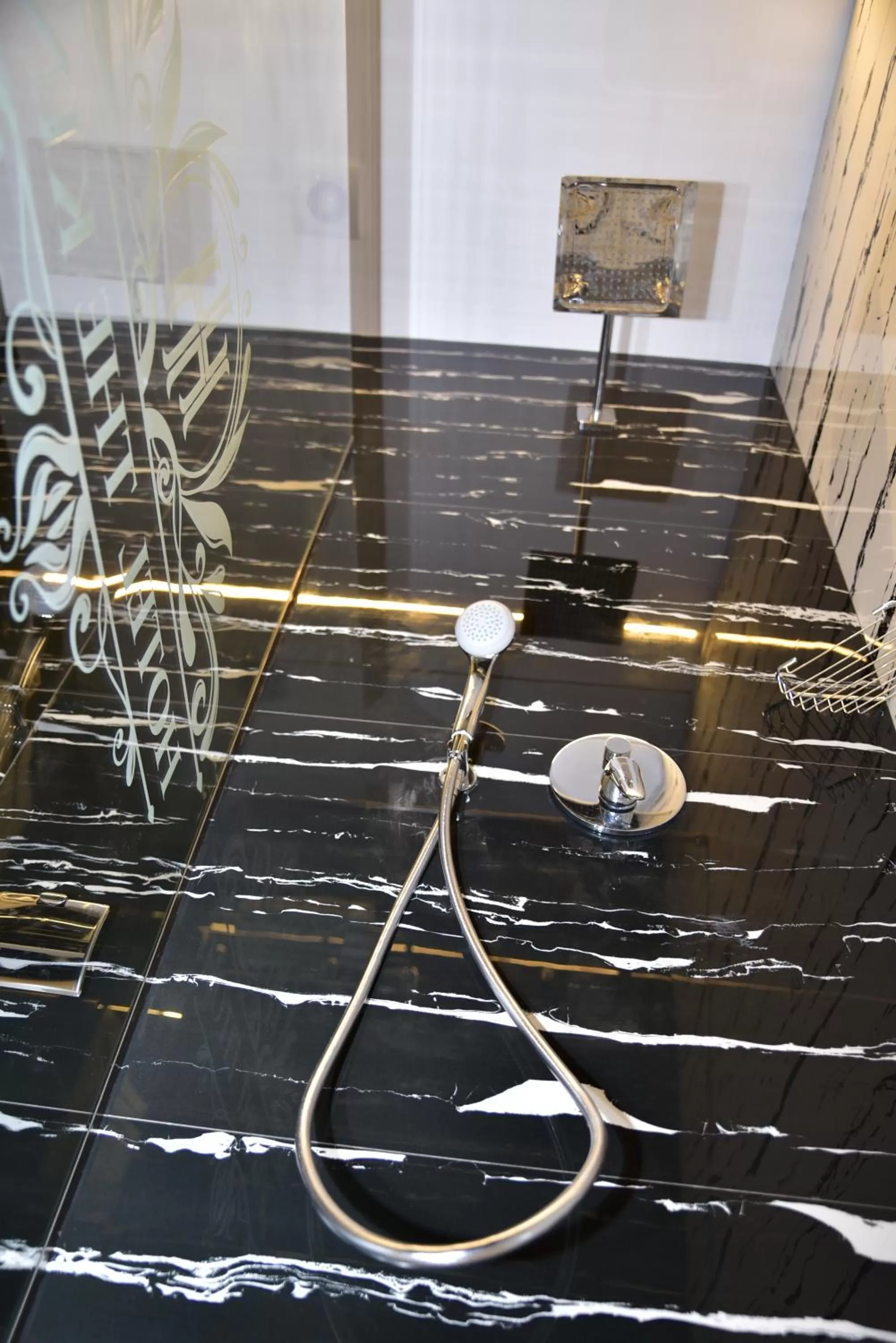 Shower, Bathroom in The King Resort