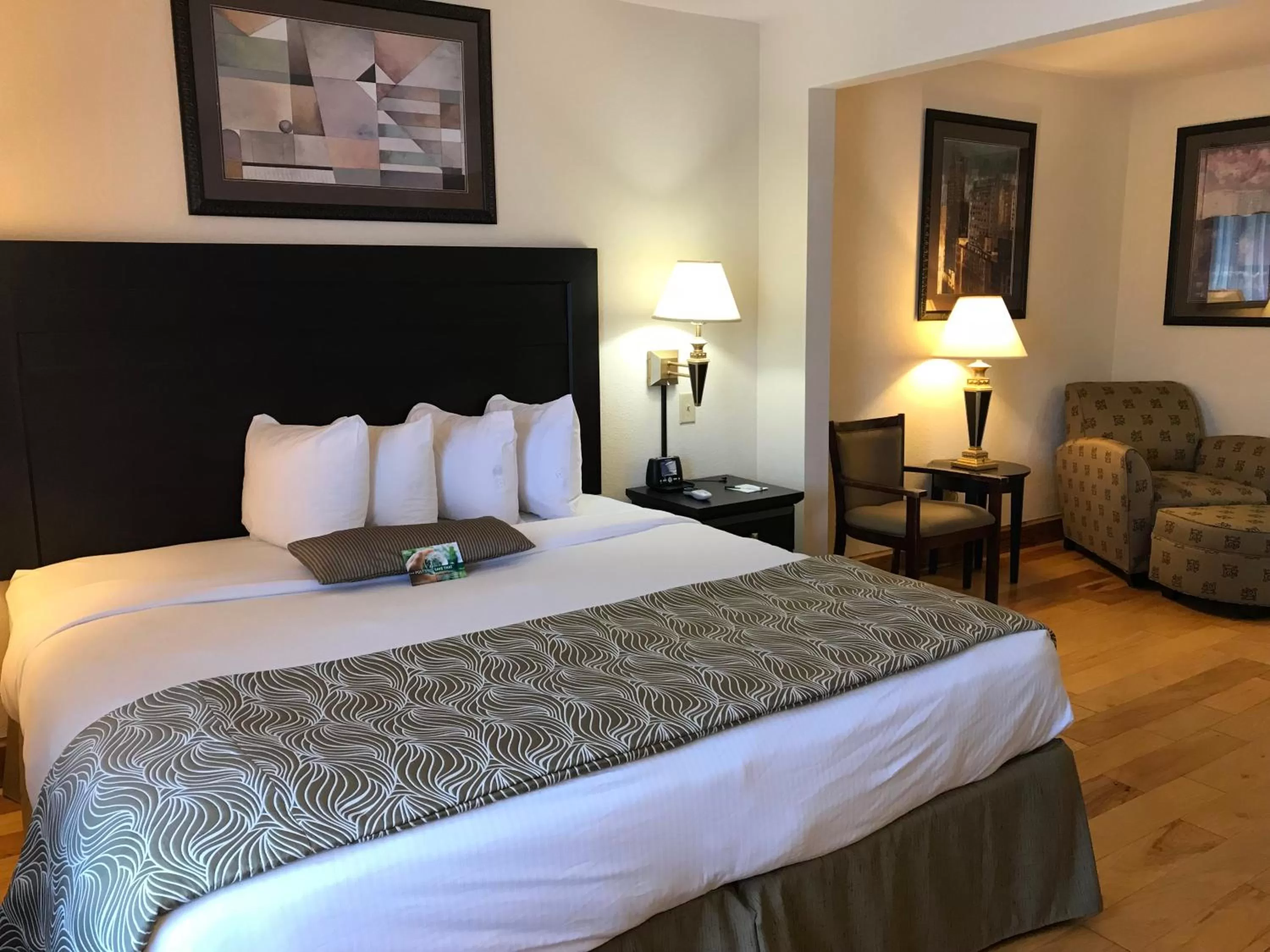 Bedroom, Bed in Wingate by Wyndham LaGrange