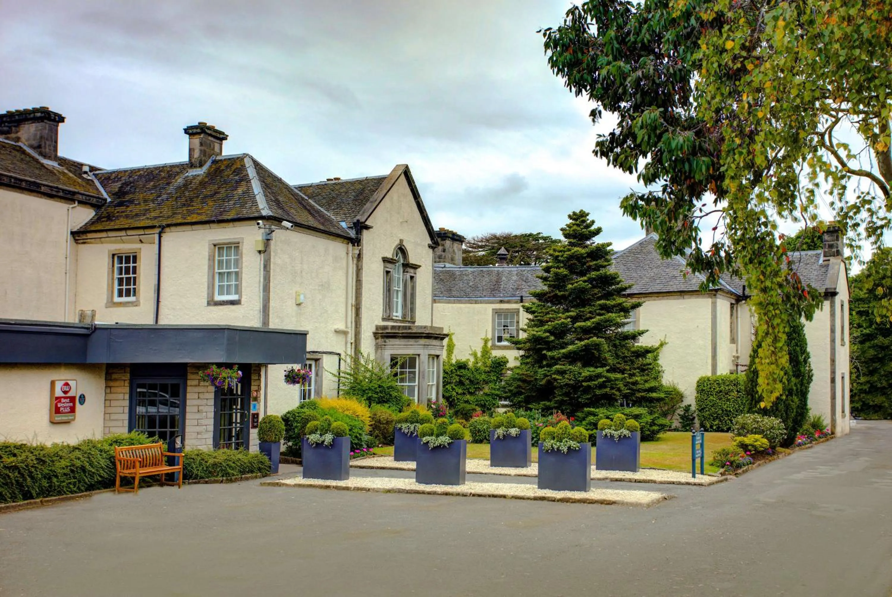 Property building in Best Western Plus Dunfermline Crossford Keavil House Hotel
