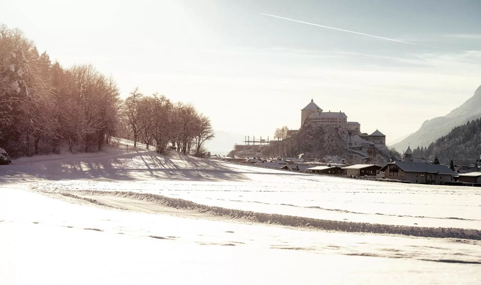 Winter in Your Home - City Apartment in Kufstein