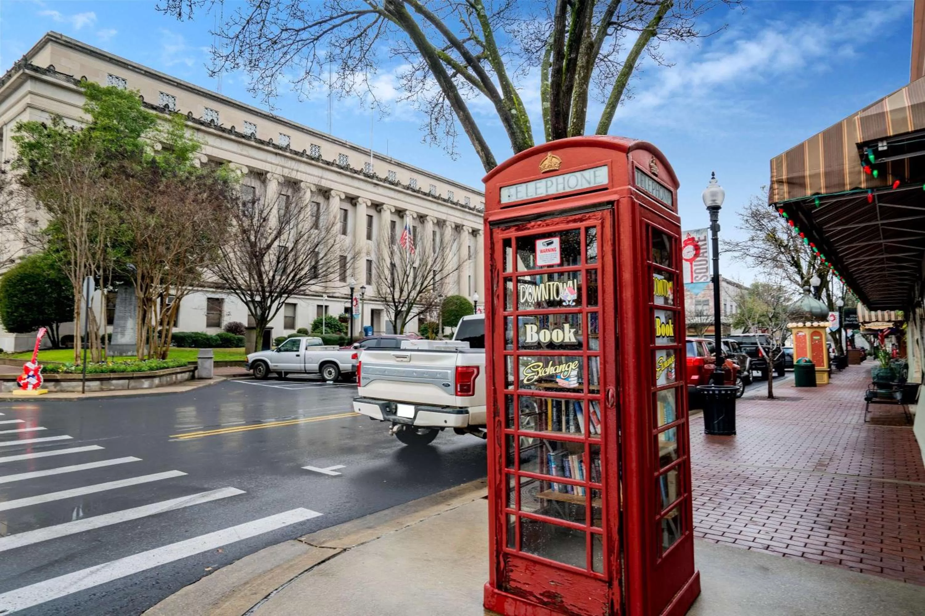 Off site in La Quinta Inn by Wyndham El Dorado