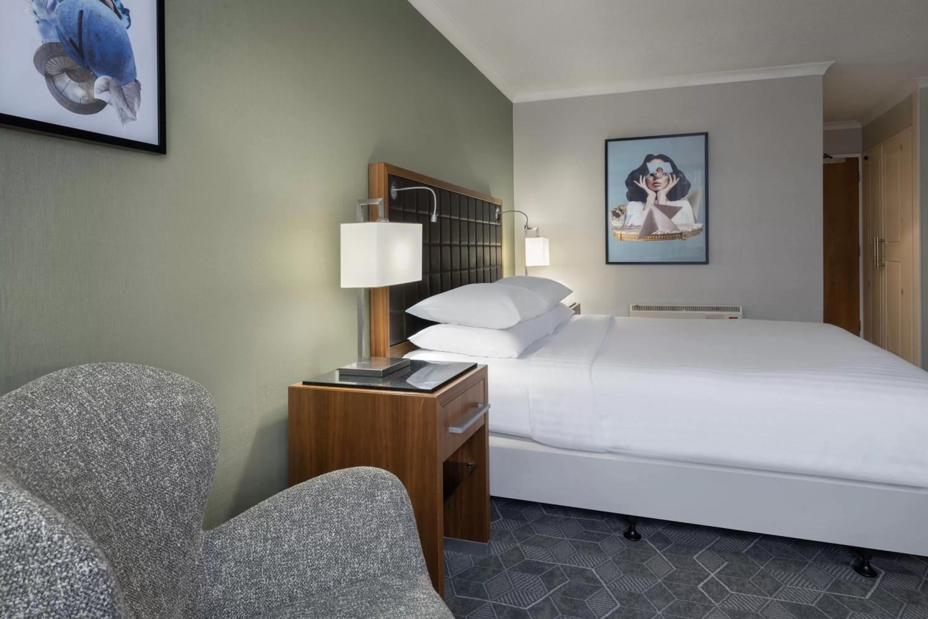 Photo of the whole room, Bed in Delta Hotels by Marriott Swansea