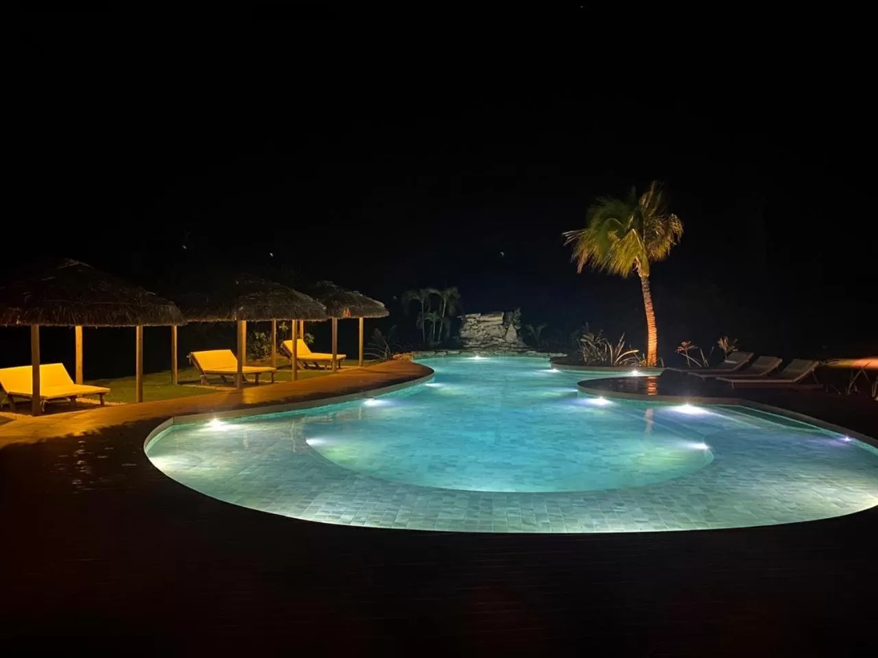 Swimming pool in Kauli Seadi Beach Hotel