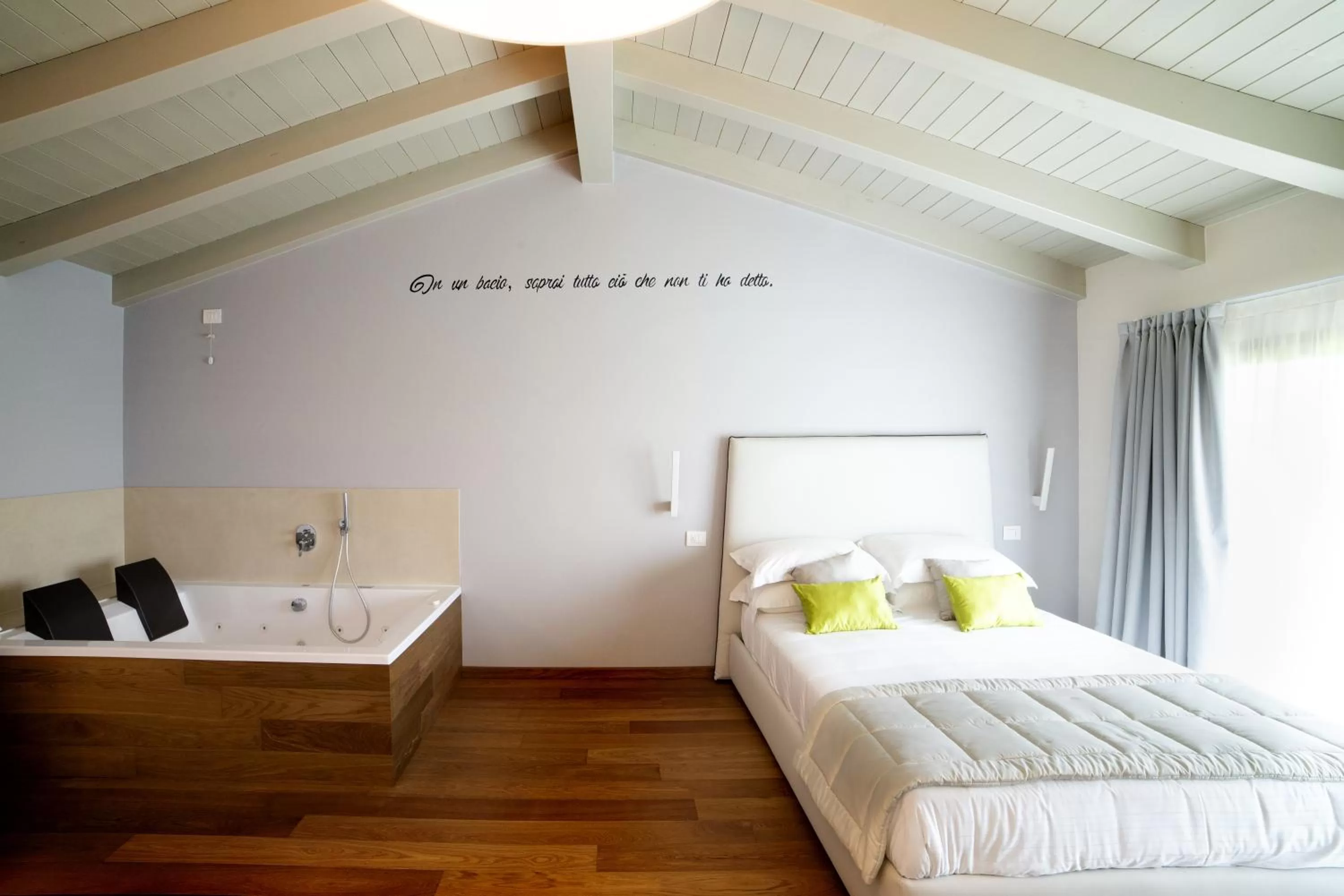 Hot Tub, Bed in K-Farm