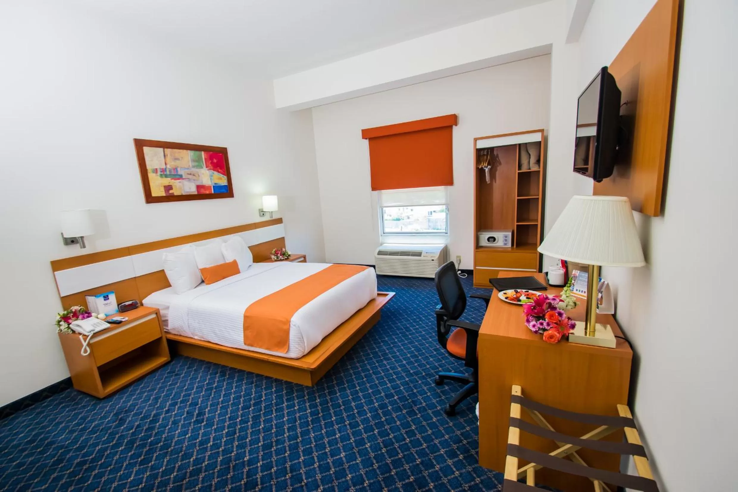 Bedroom, Bed in Sleep Inn Monclova