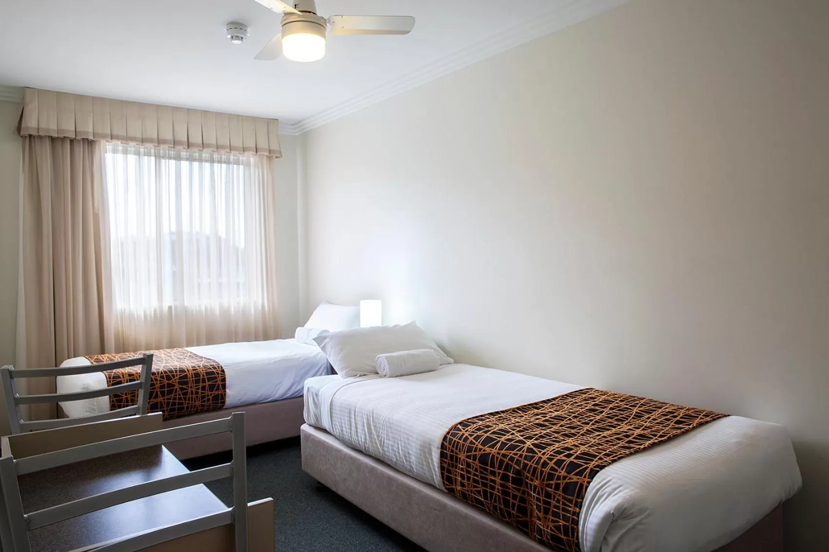 Bed in Mandarin Motel