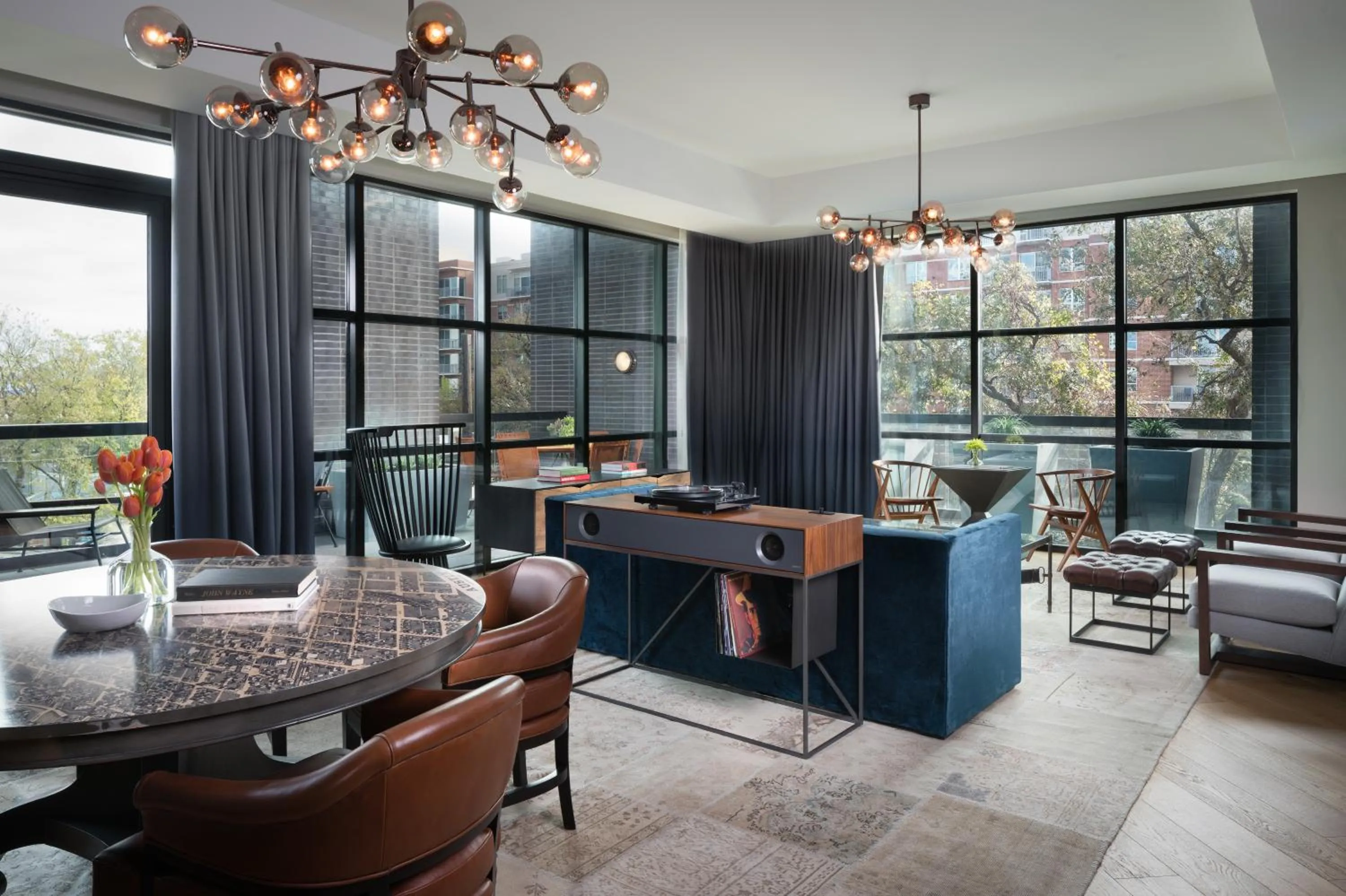 Living room in Hotel Van Zandt