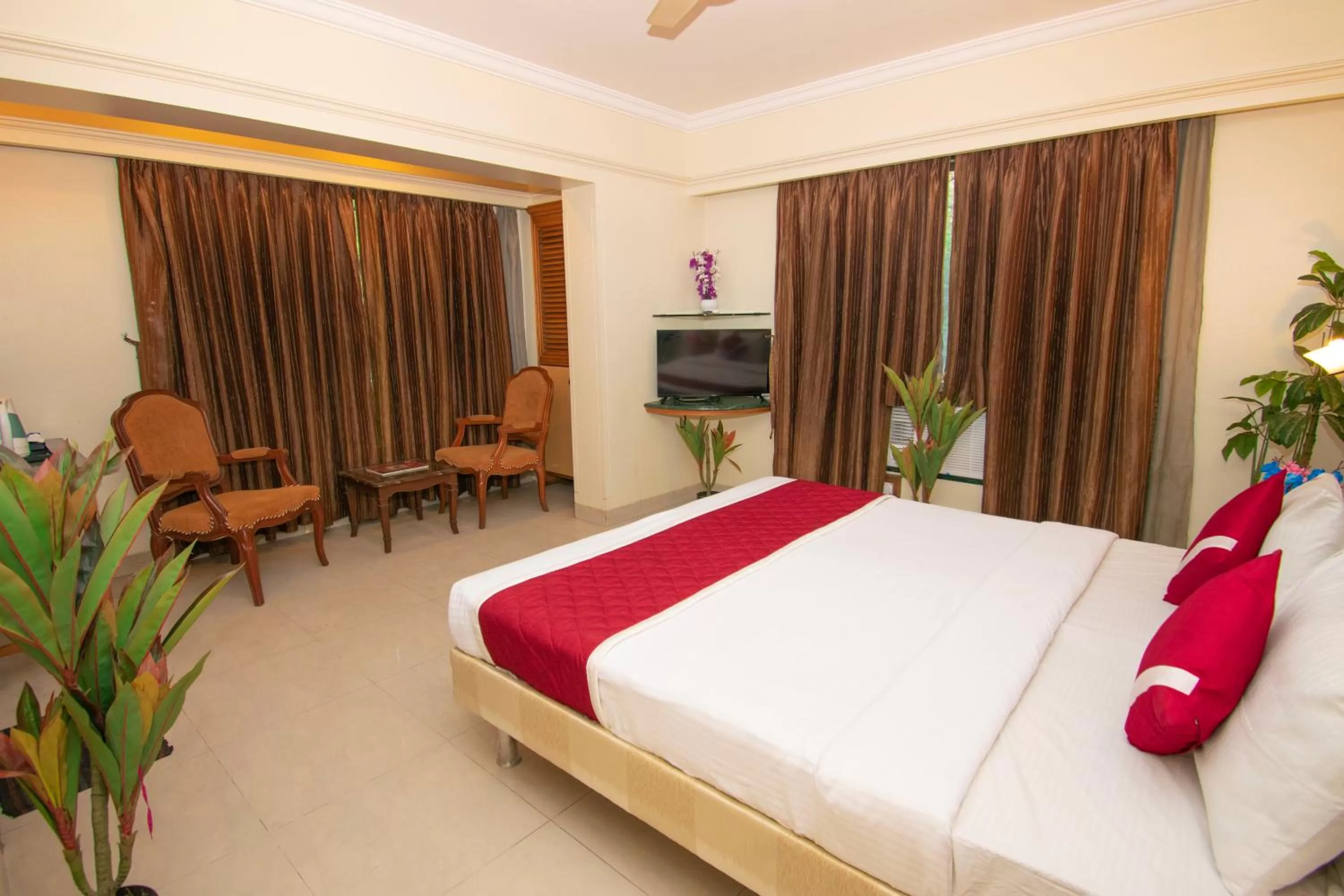 Photo of the whole room in Octave Bund Garden