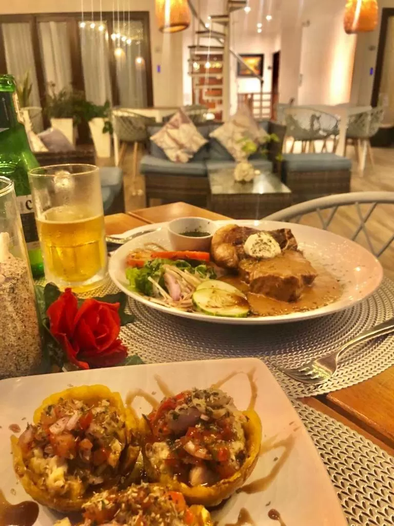 Night in Hotel La Isla