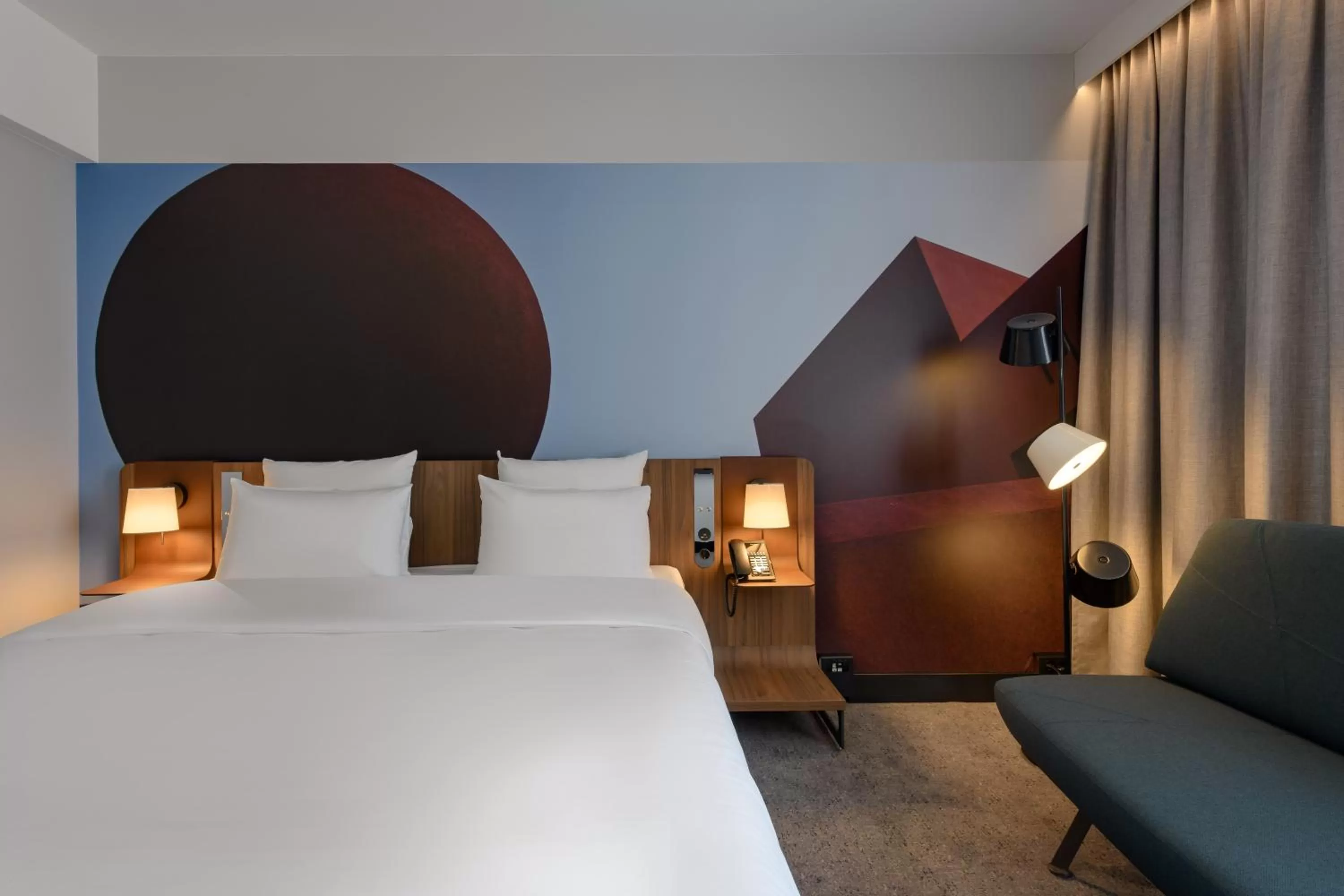 Standard Double Room in Novotel Regensburg Zentrum