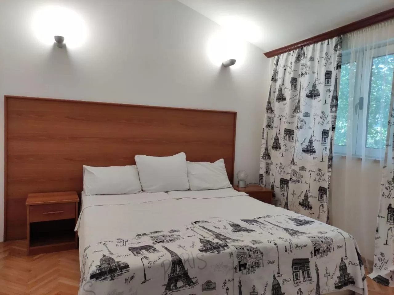 Bed in Hotel Ambasador