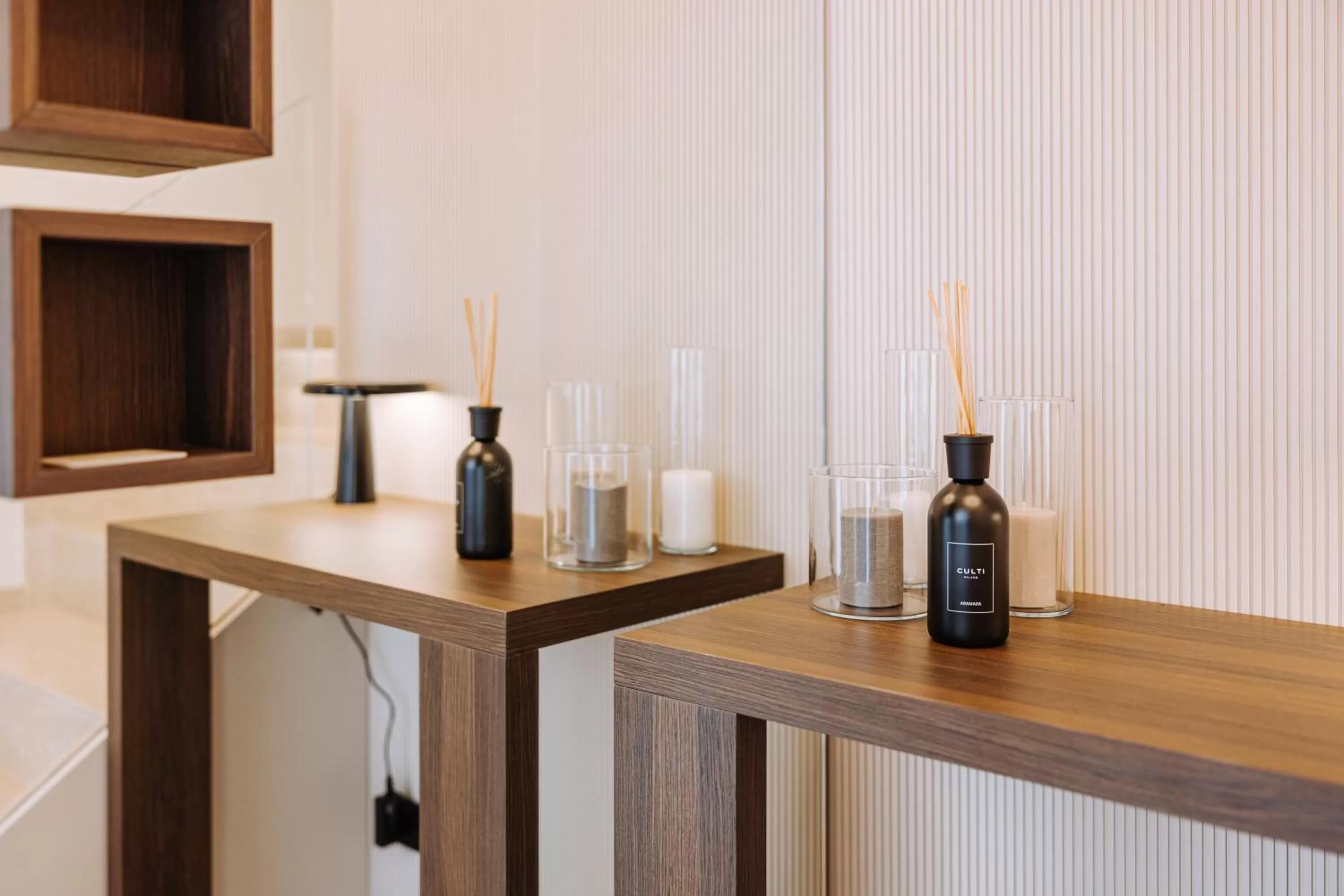 Suite1212 - Bandiera