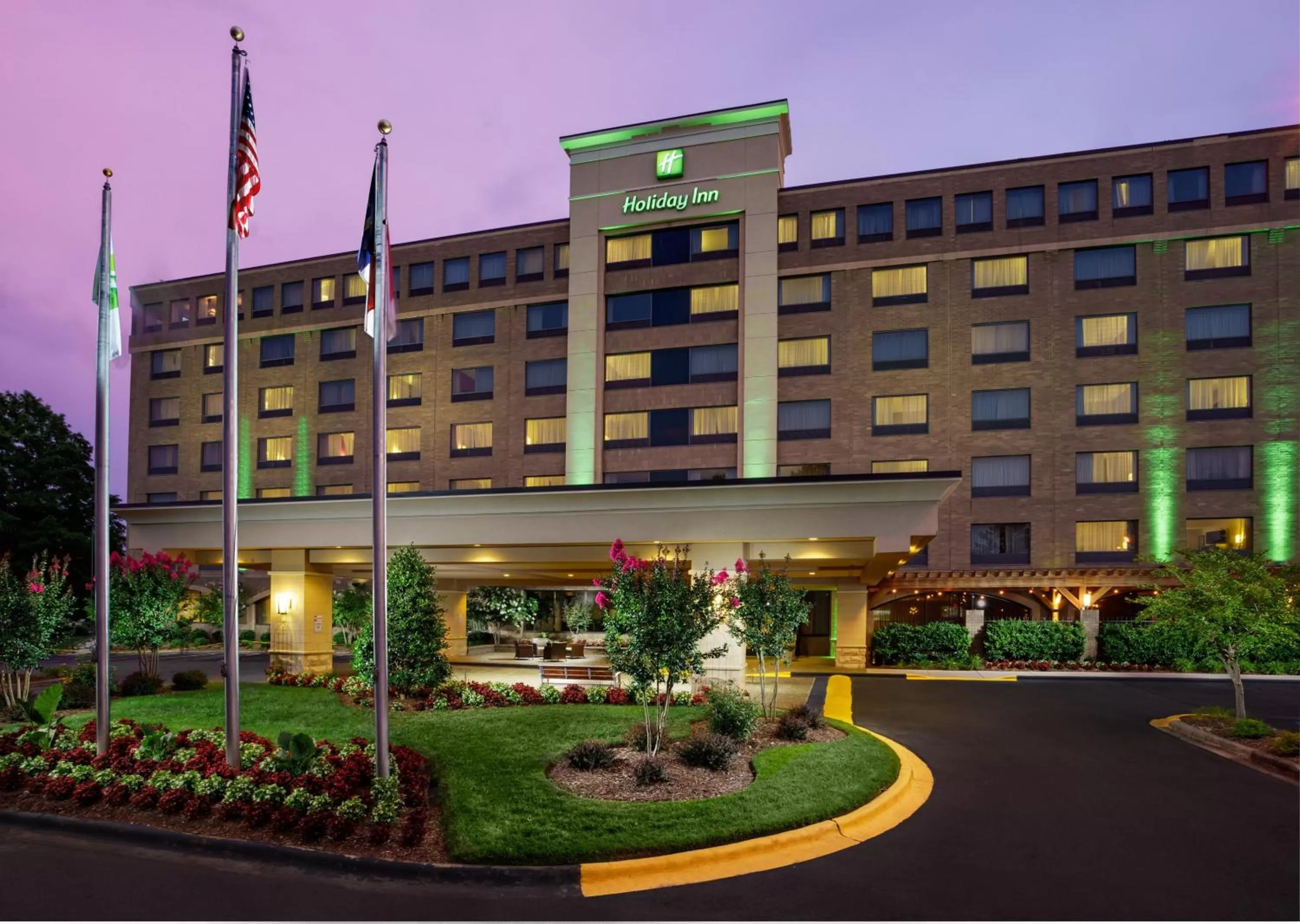 Property building in Holiday Inn Charlotte University by IHG