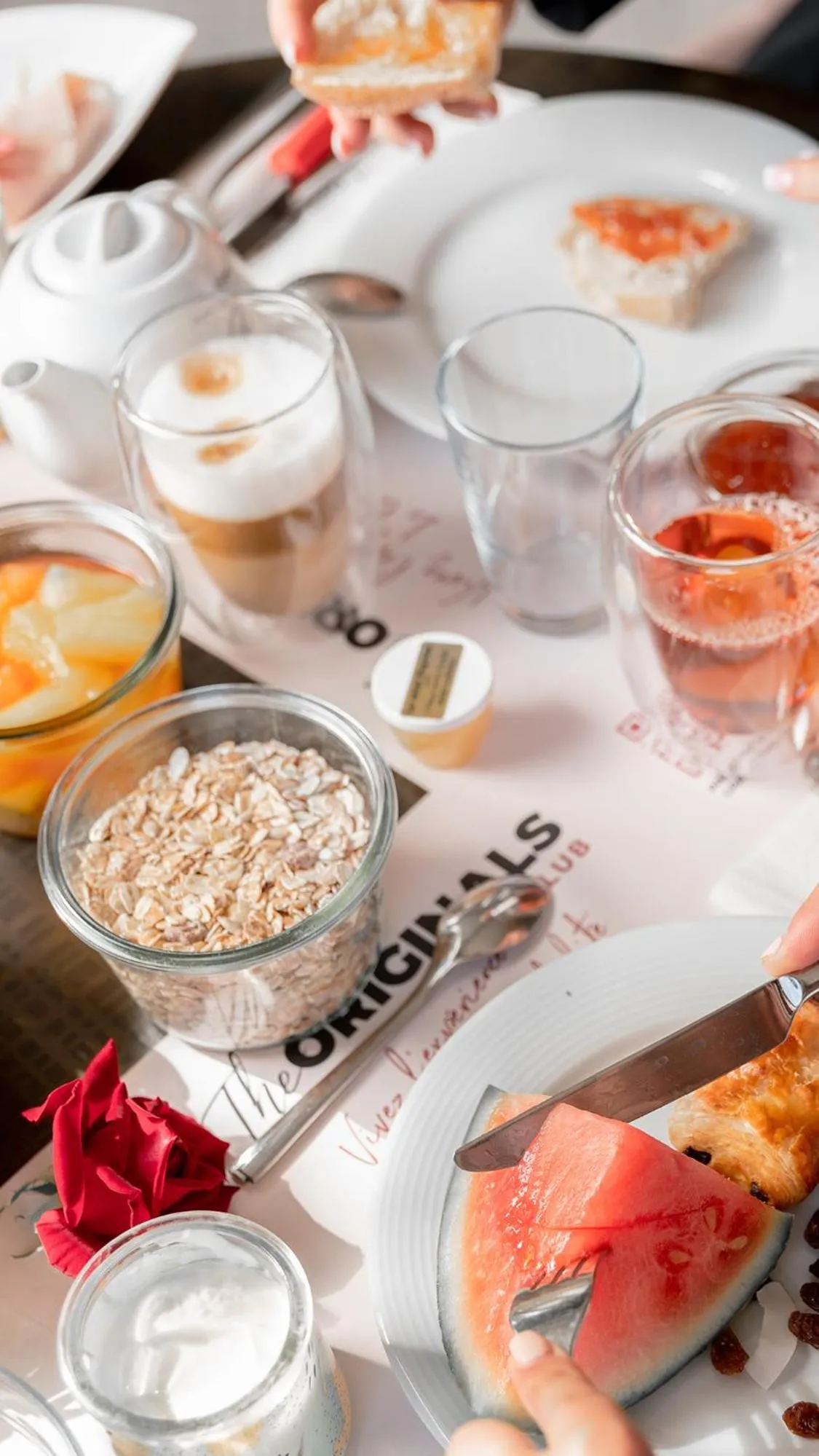 Breakfast in Mas des Romarins, The Originals Relais