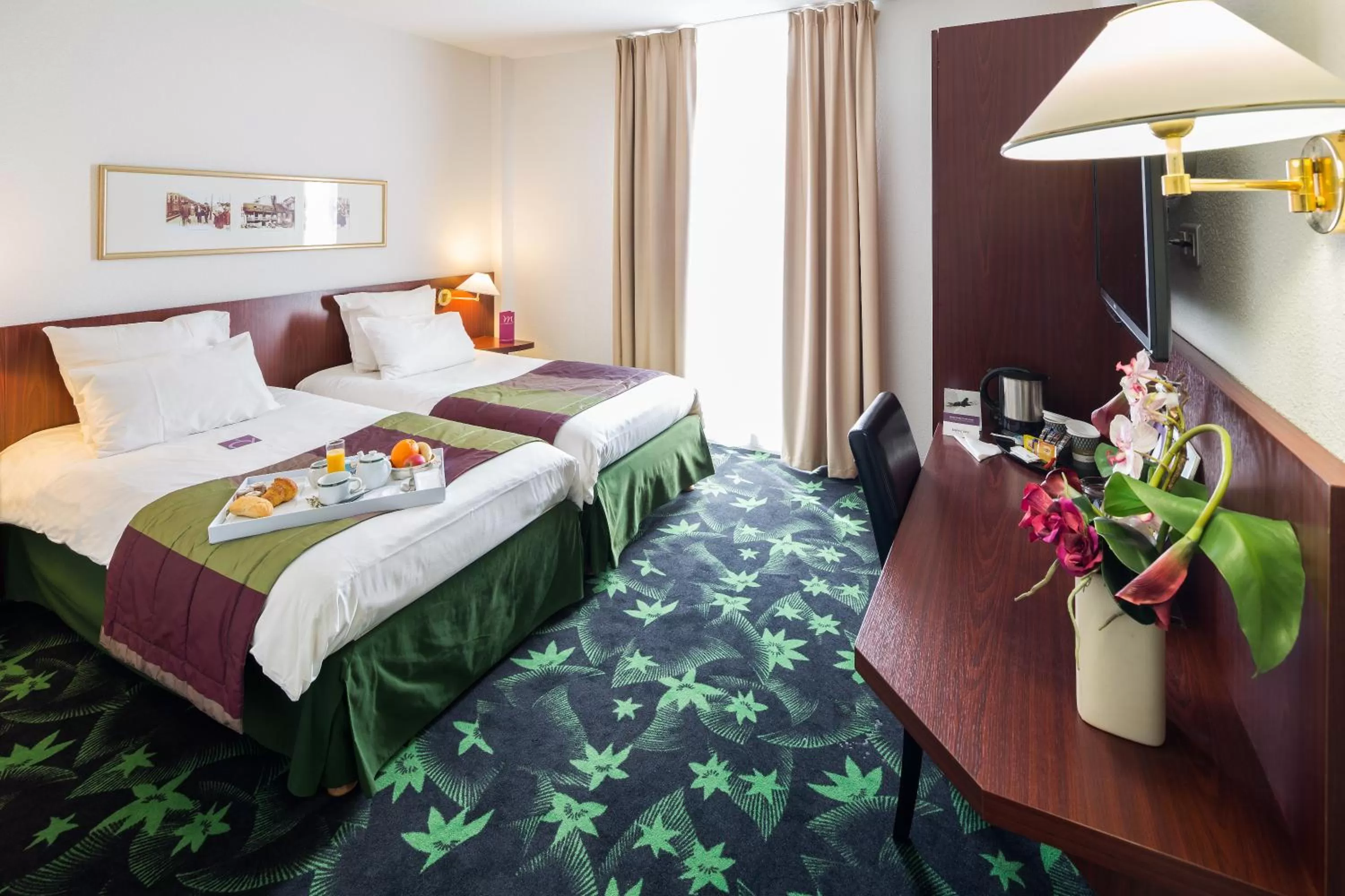 Food and drinks, Bed in Mercure Lourdes Impérial