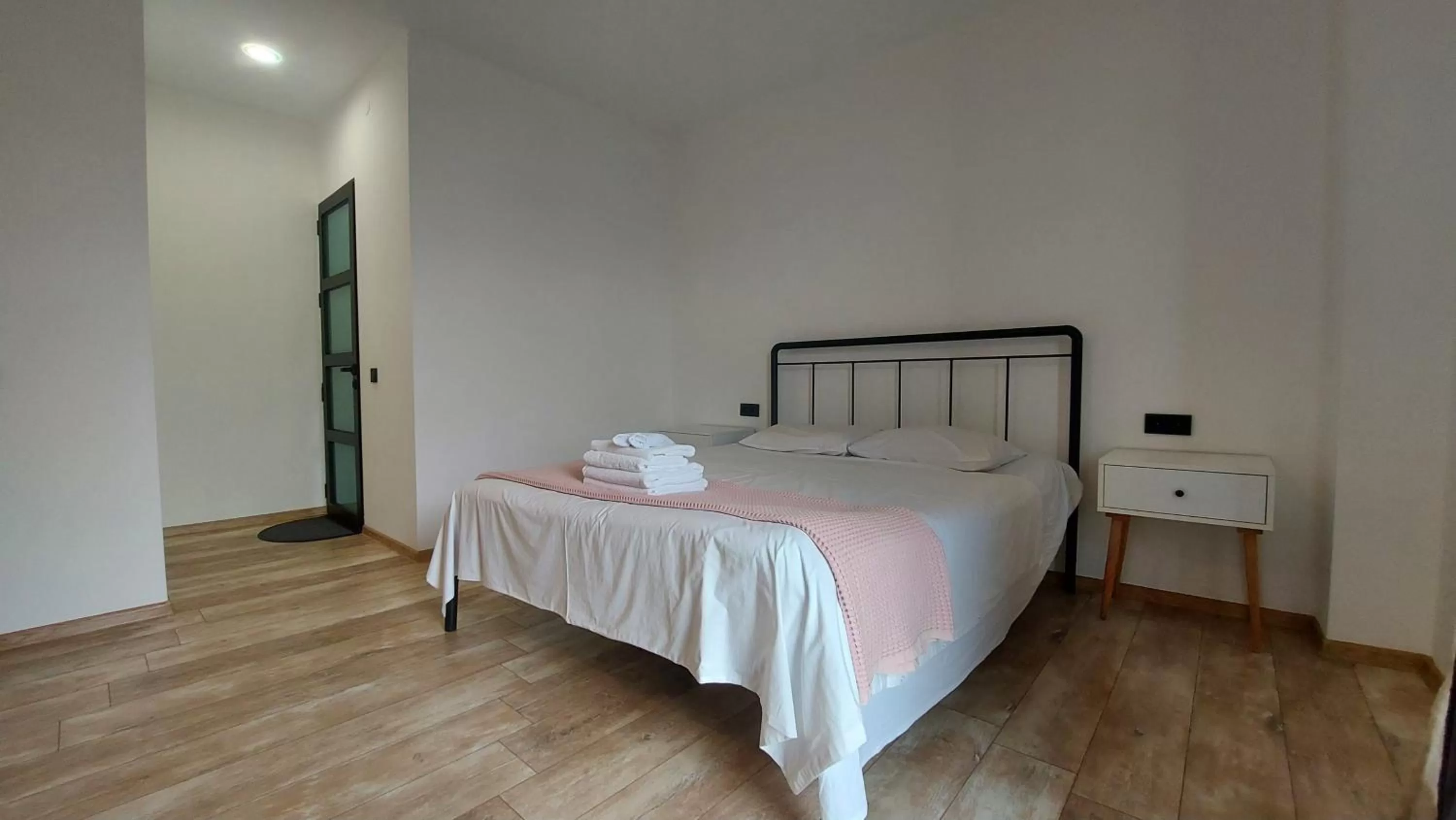 Bedroom, Bed in Level Up Hotel & Restaurant