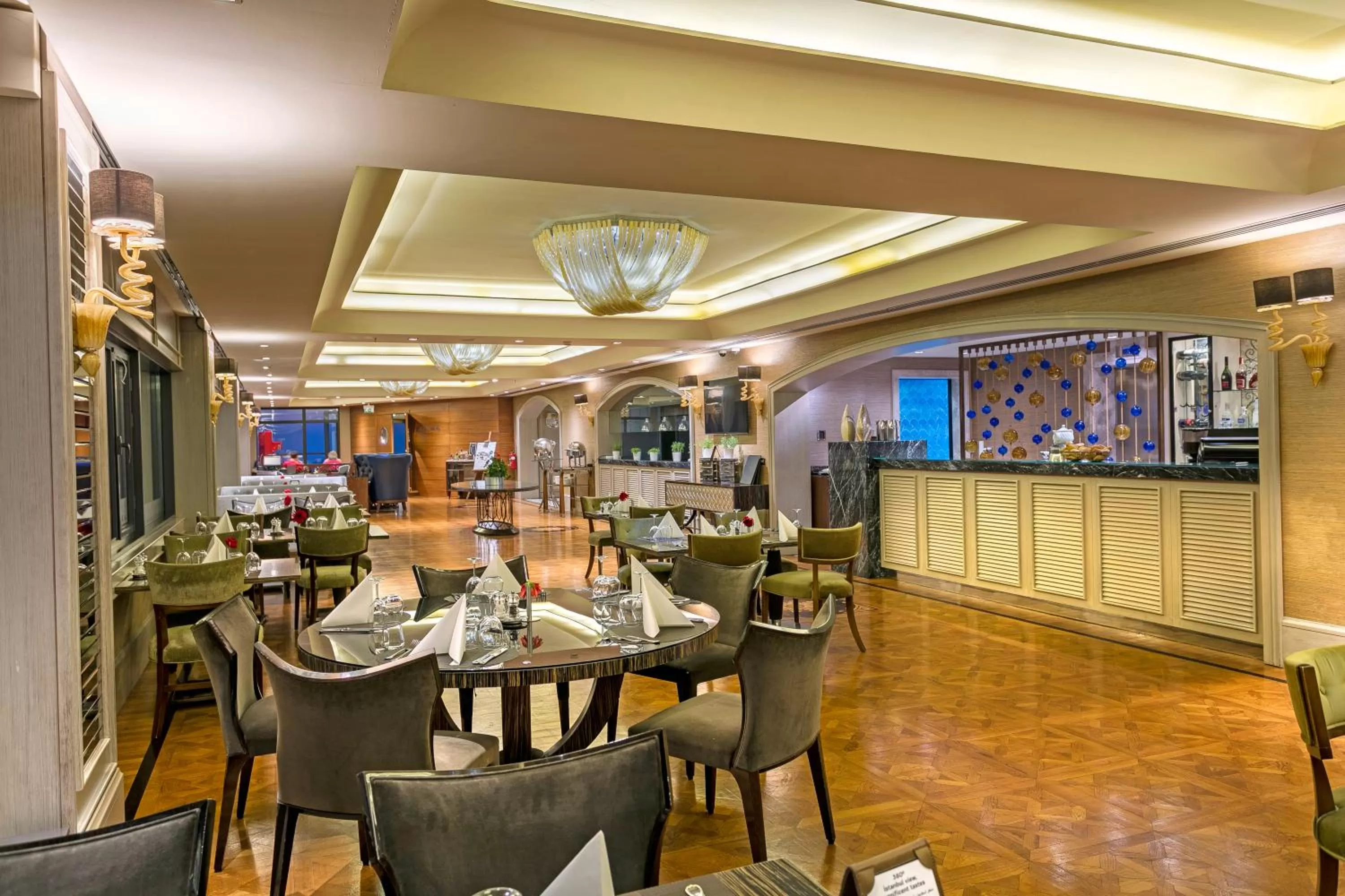 Restaurant/Places to Eat in Windsor Hotel & Convention Center Istanbul