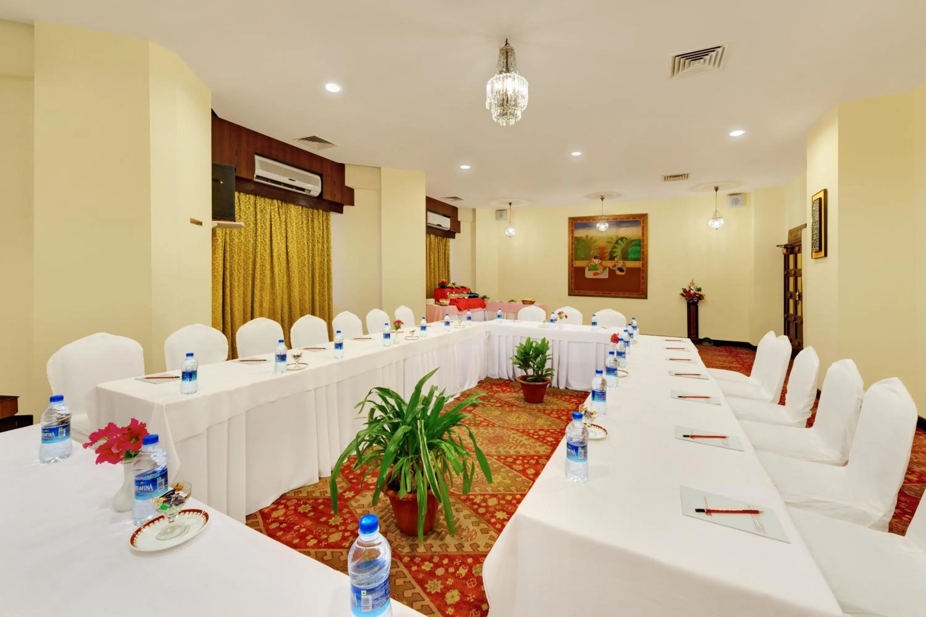 Business facilities in Ambassador Ajanta Hotel, Aurangabad