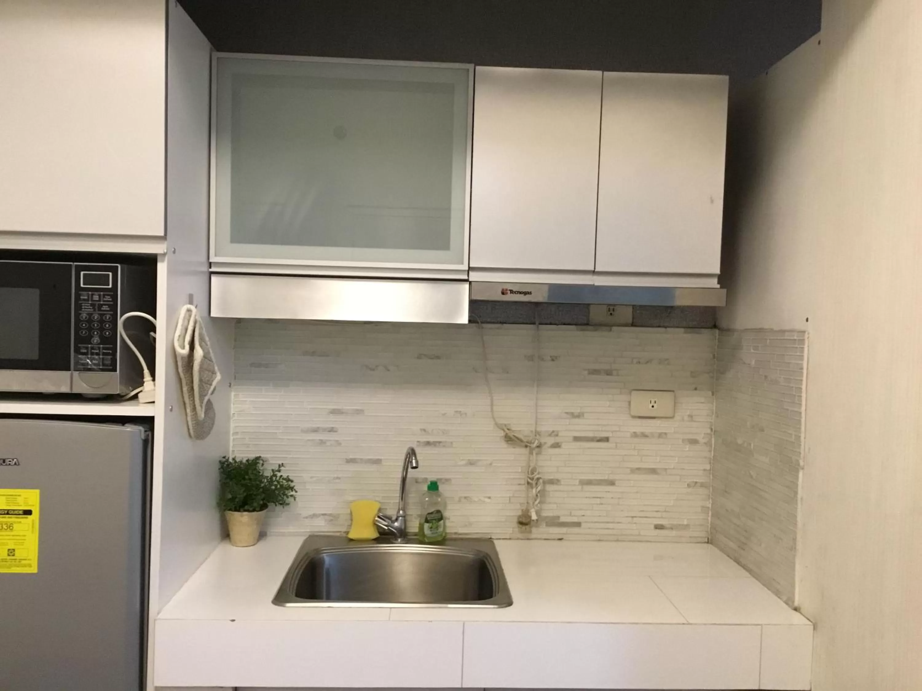 Condo with Free Swimming Pool & Viewing Deck