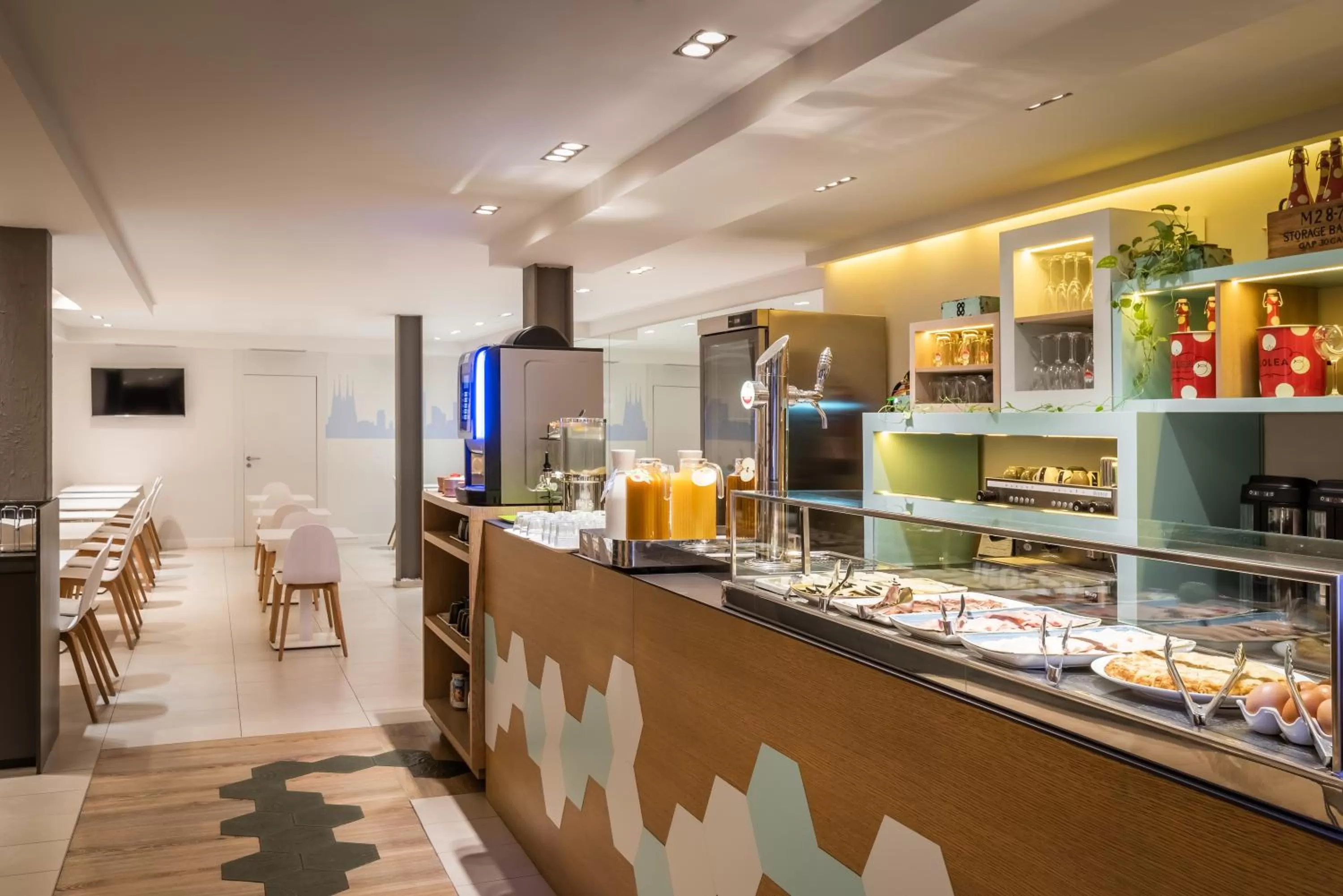 Breakfast in ibis Styles Barcelona Centre