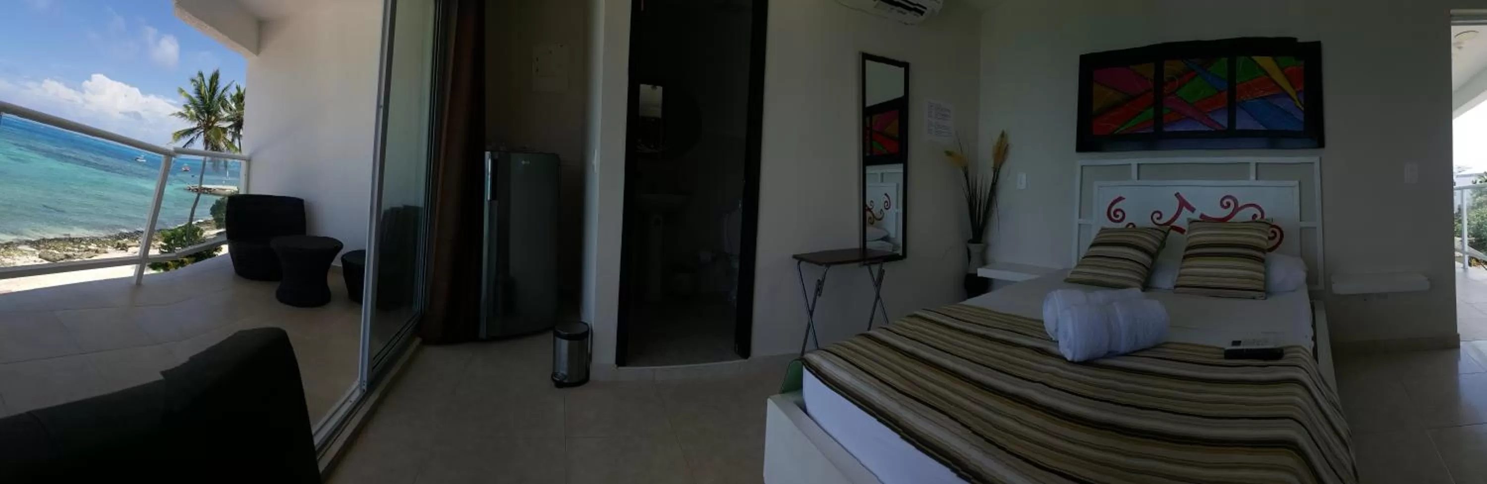 Bed in Caribbean Island Hotel Piso 2