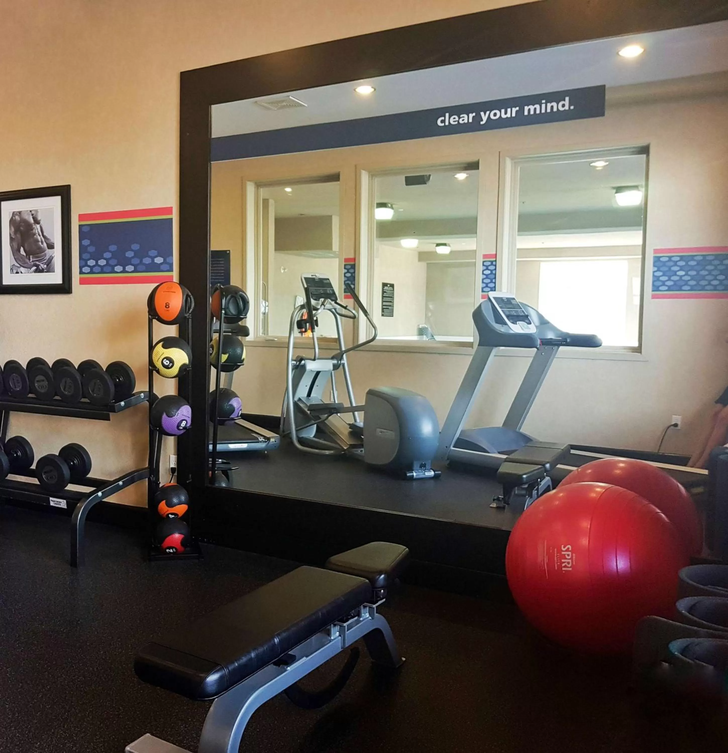 Fitness centre/facilities in Hampton Inn & Suites by Hilton Edmonton International Airport