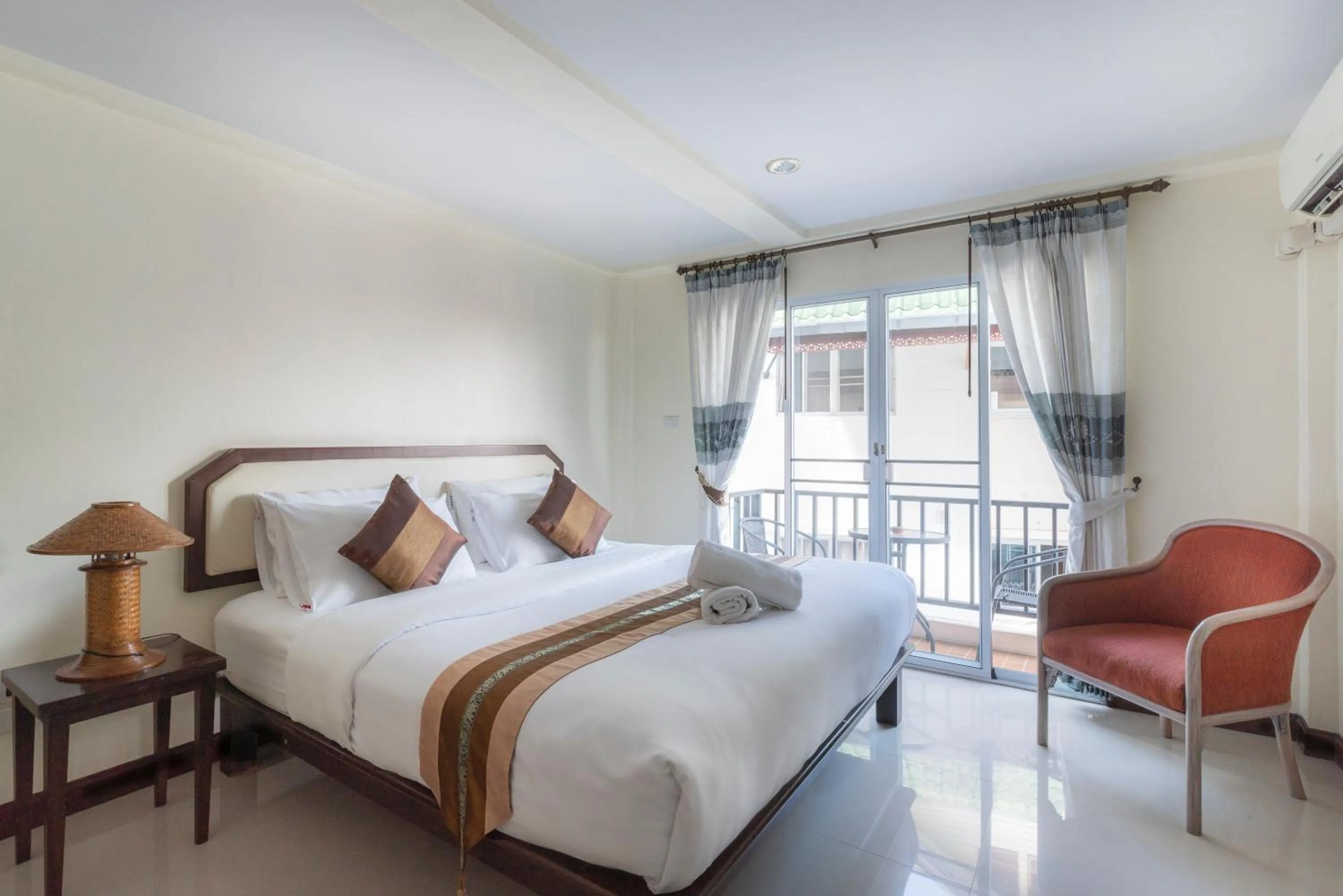 Bed in Manee Cool Mueang