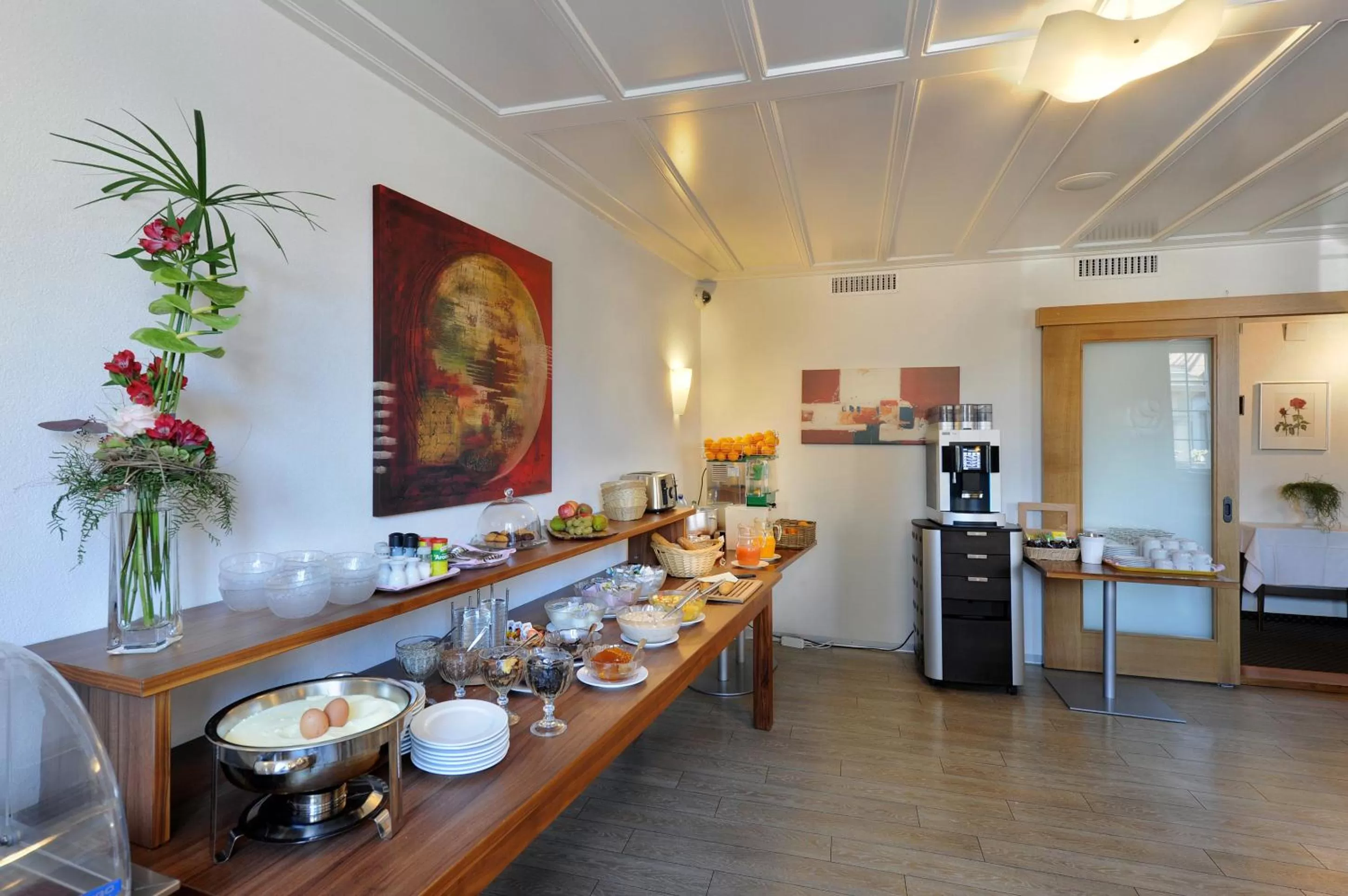 Restaurant/places to eat in Hôtel de la Rose