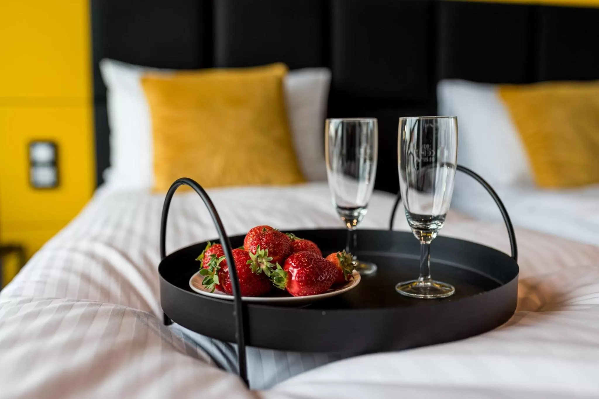 Bed in Q18 ApartHotel