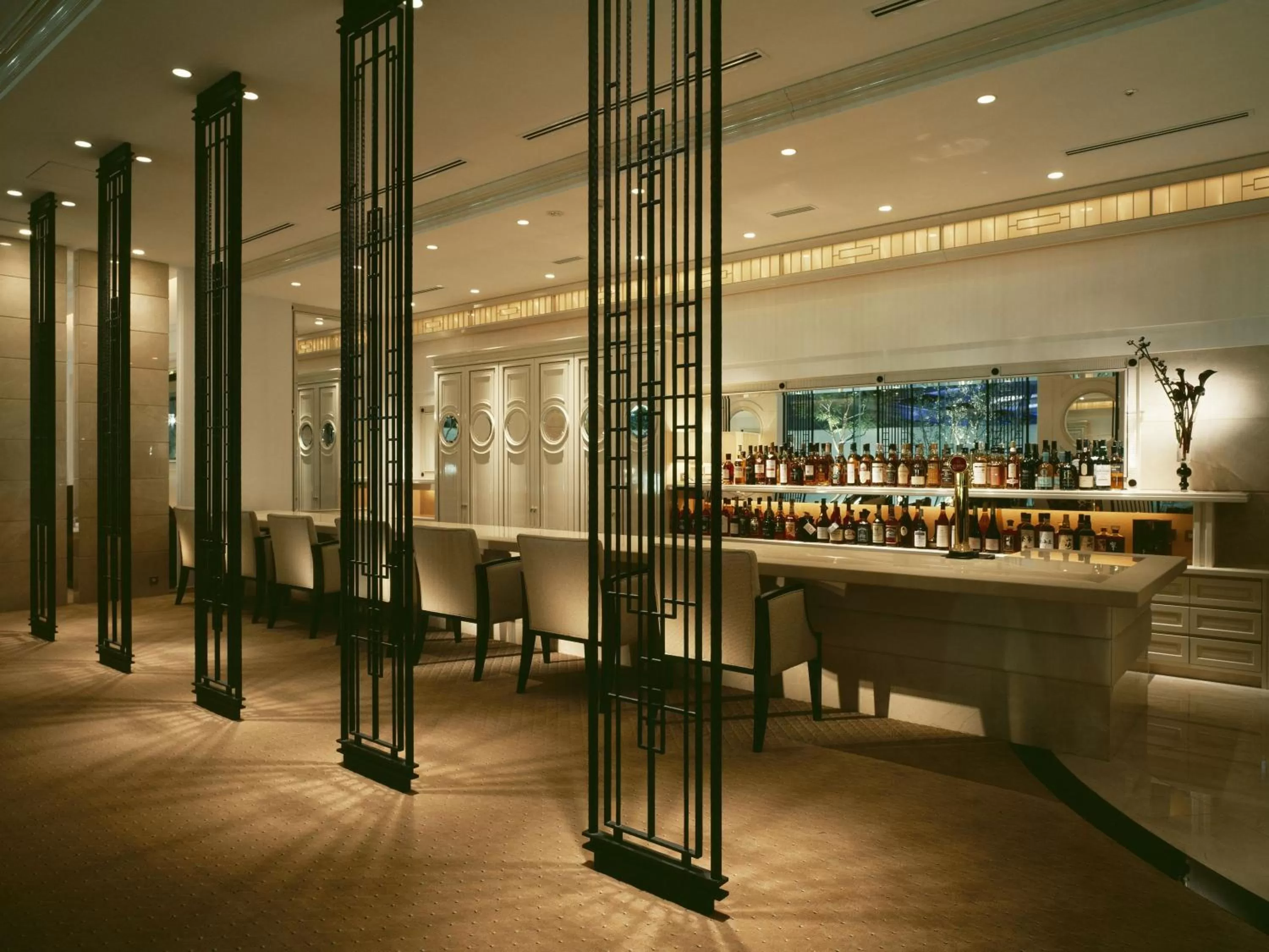 Lounge or bar in Hotel La Suite Kobe Harborland