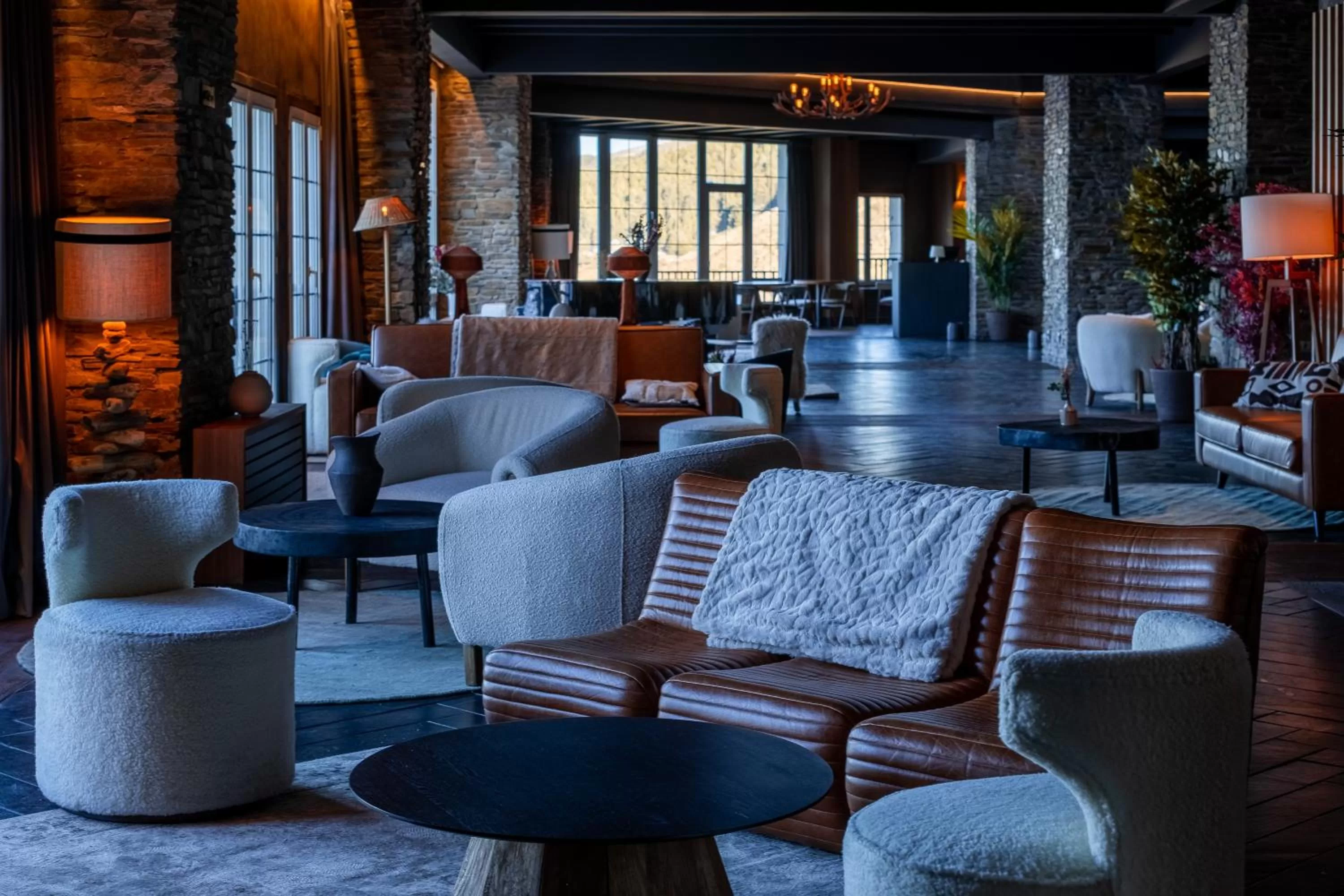 Seating area in Hotel Ziryab